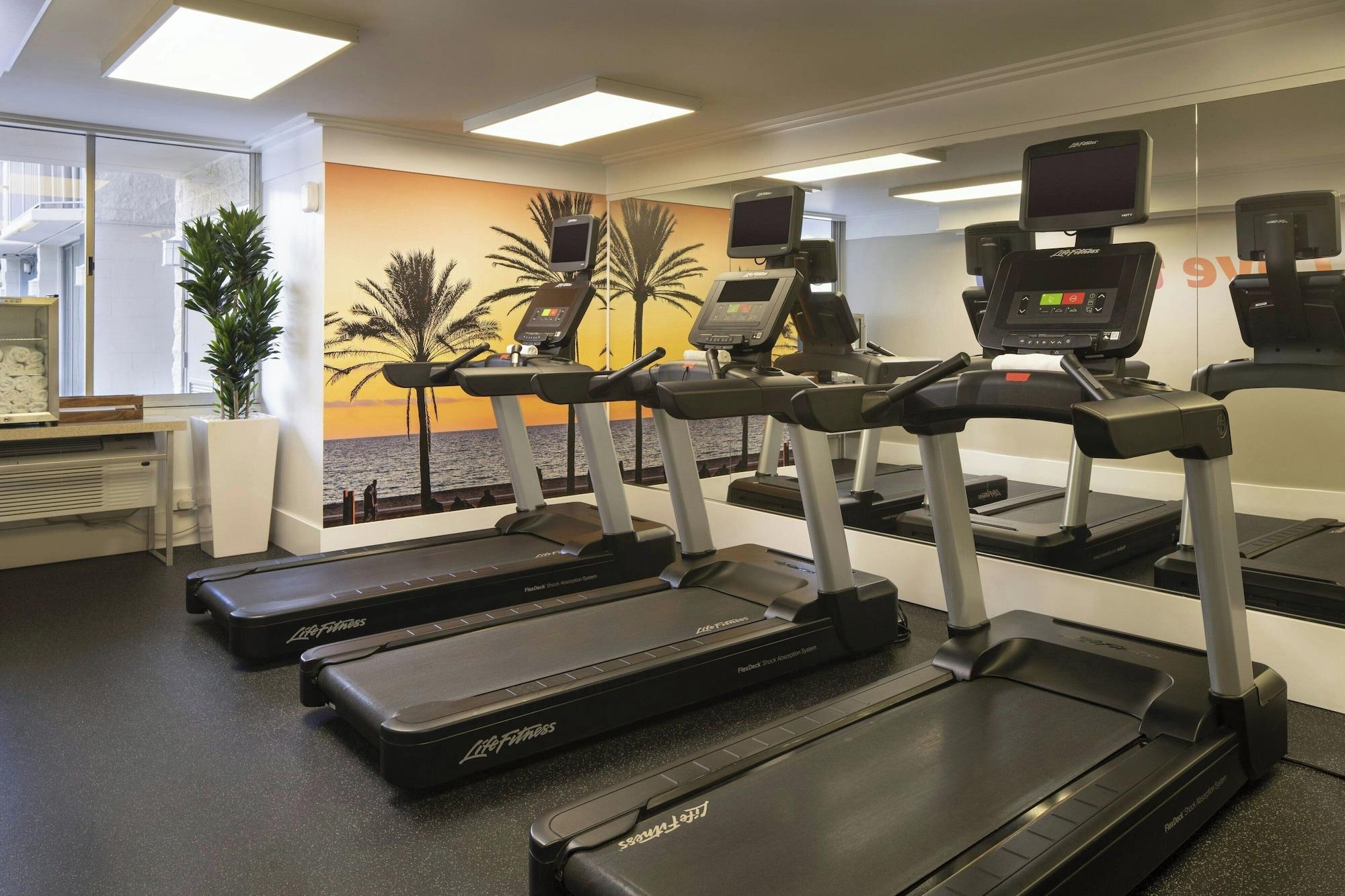Gimnasio Courtyard by Marriott Long Beach Downtown