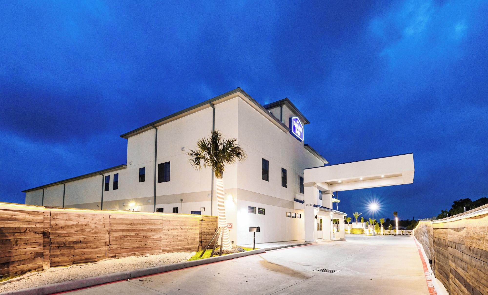 Varios Palace Inn Blue Edgebrook