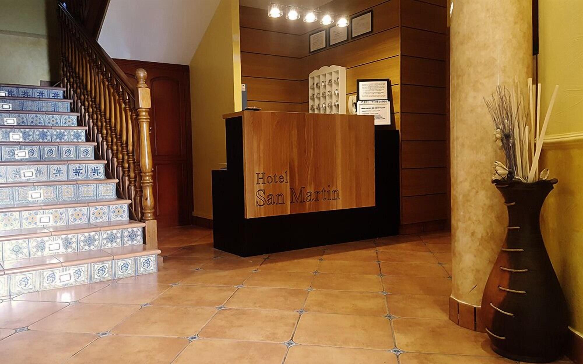Vista Lobby Hotel San Martín