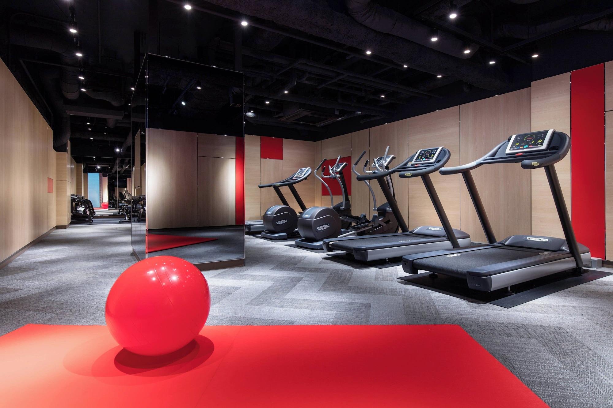 Gimnasio Courtyard by Marriott Shin-Osaka Station