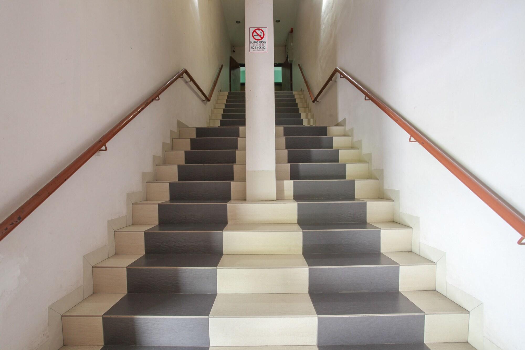 Varios OYO 89539 Hotel Siswa