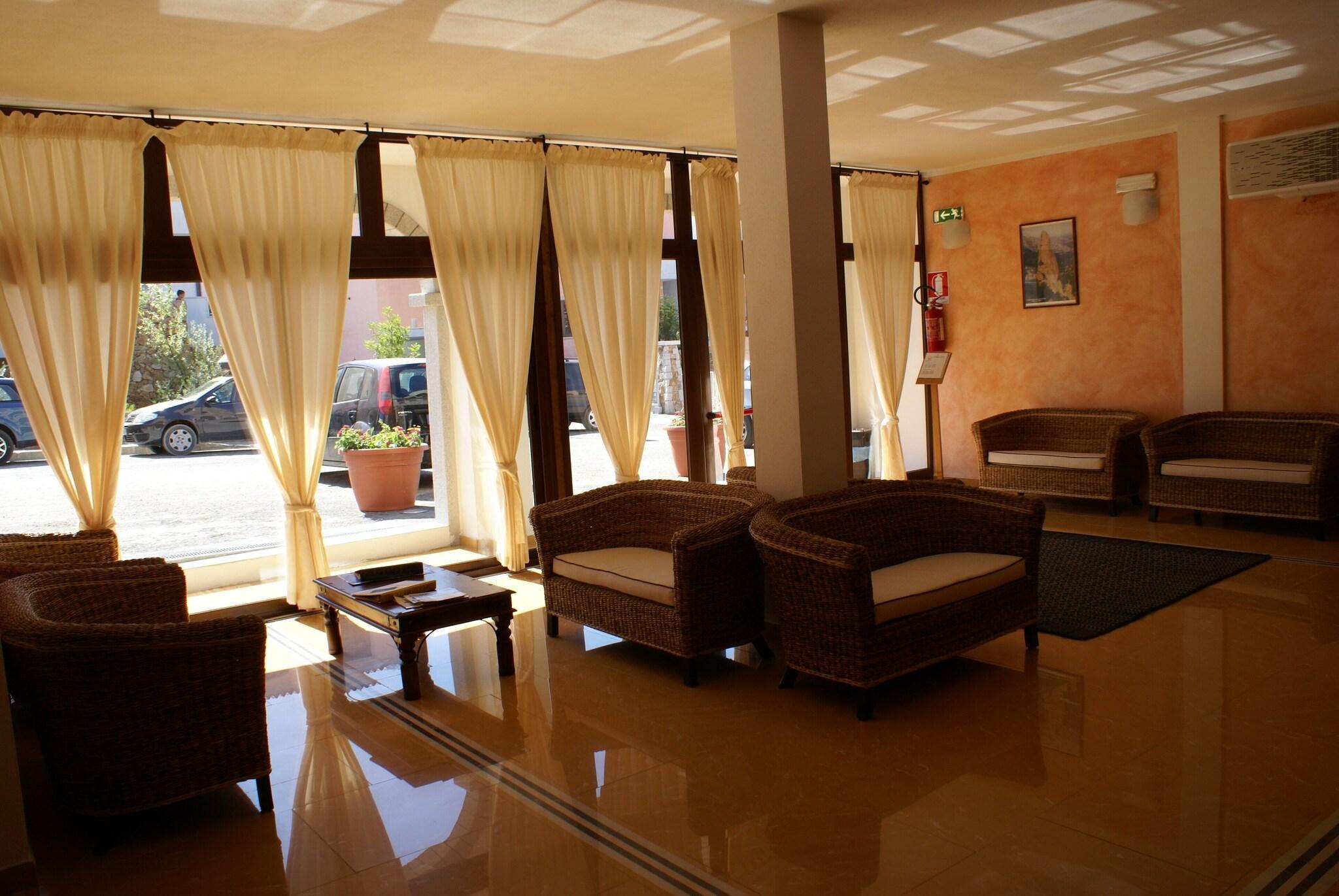 Vista Lobby Club Hotel Gli Ontani