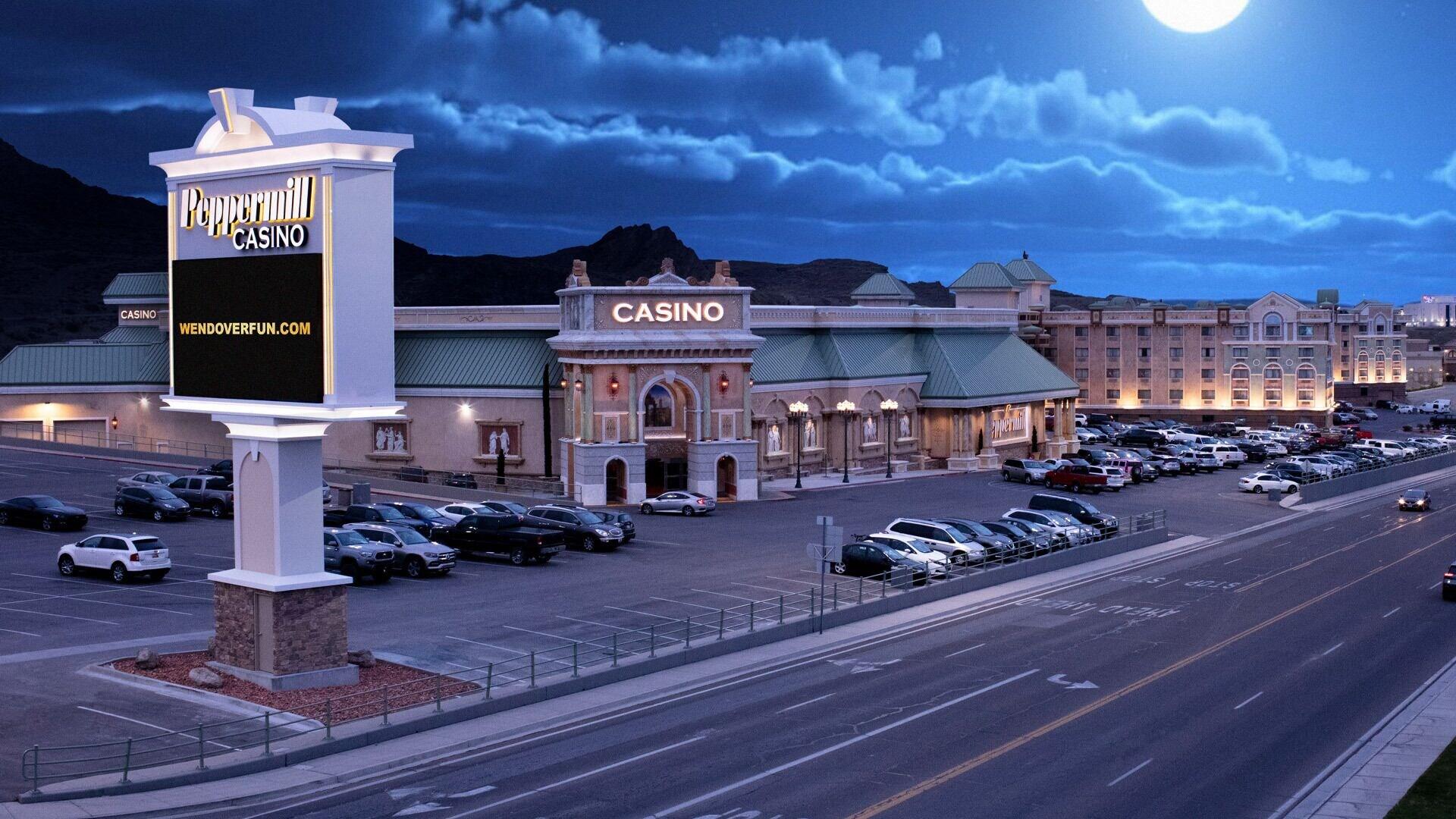 Varios Peppermill Hotel Casino in W Wendover, Nevada