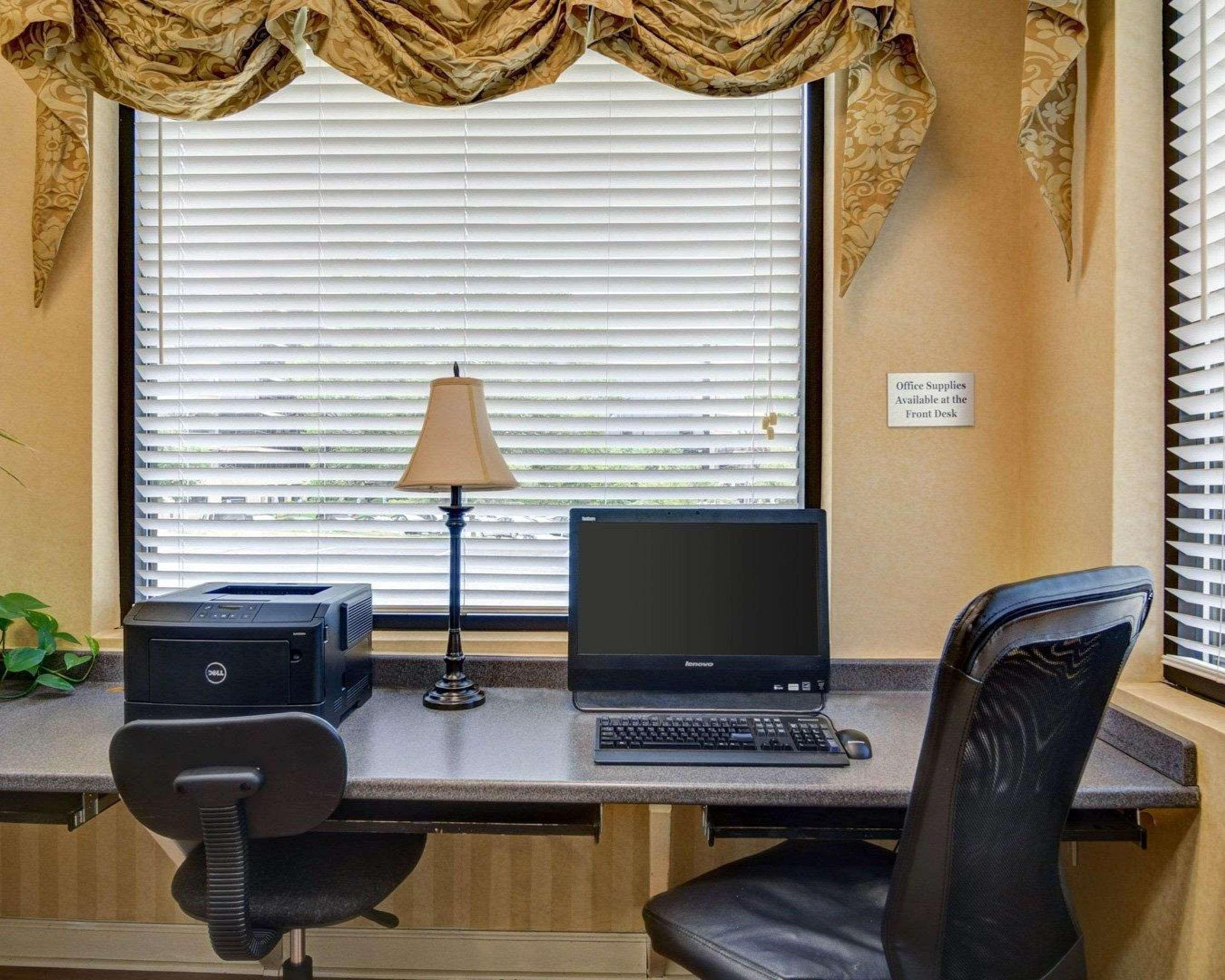 Centro de Negocios Quality Inn Tysons Corner