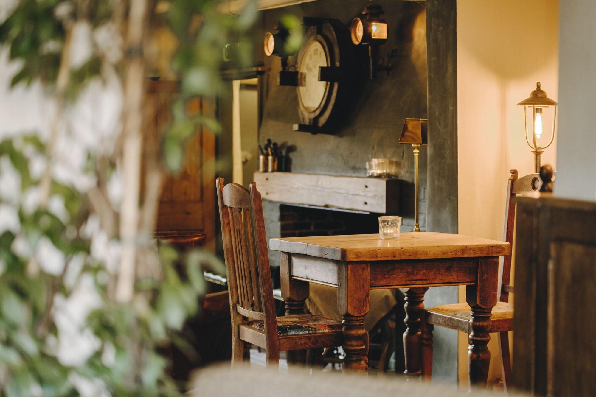 Bar/Salón The Gin Trap Inn