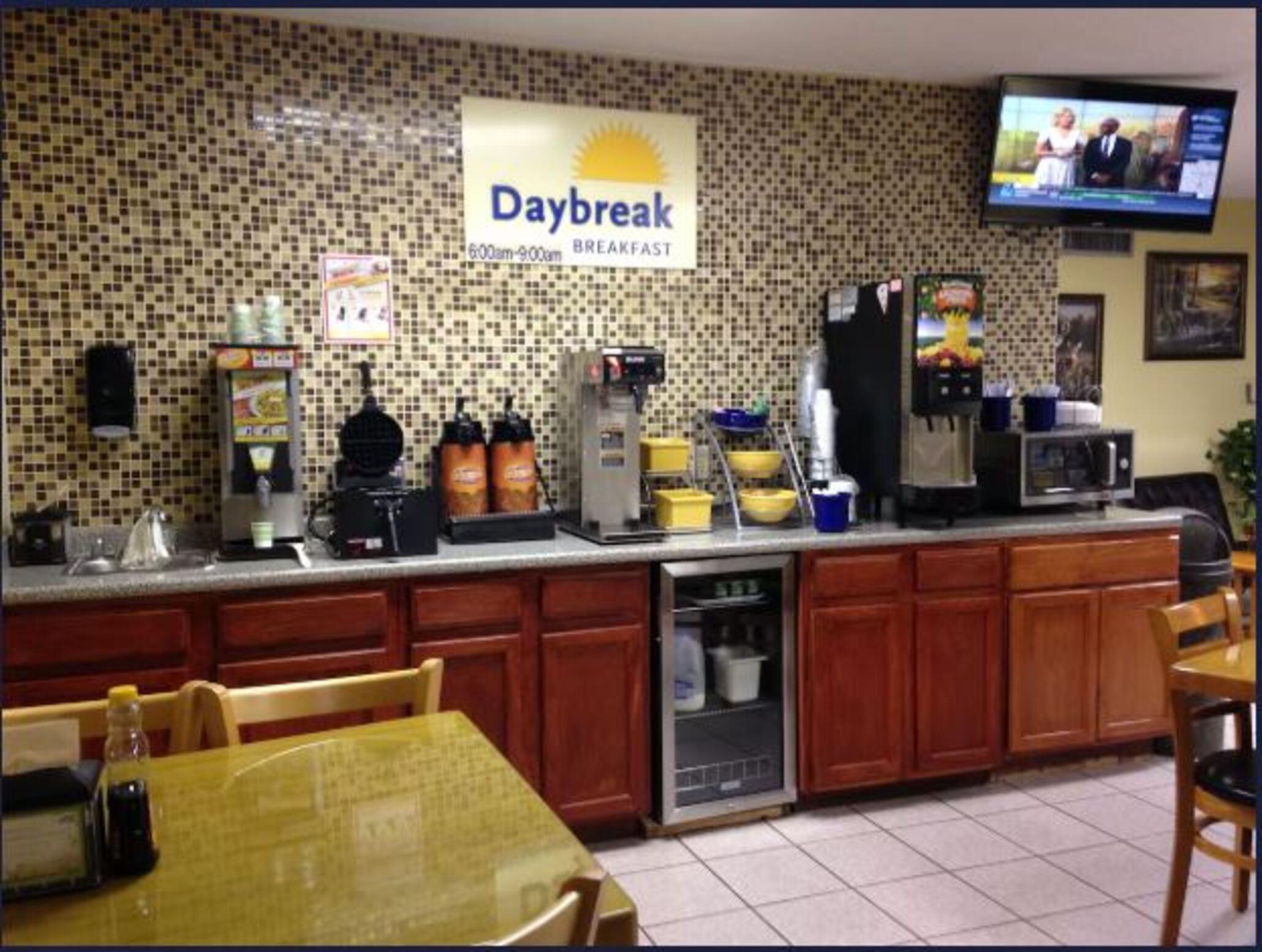 Restaurant Days Inn by Wyndham Byron