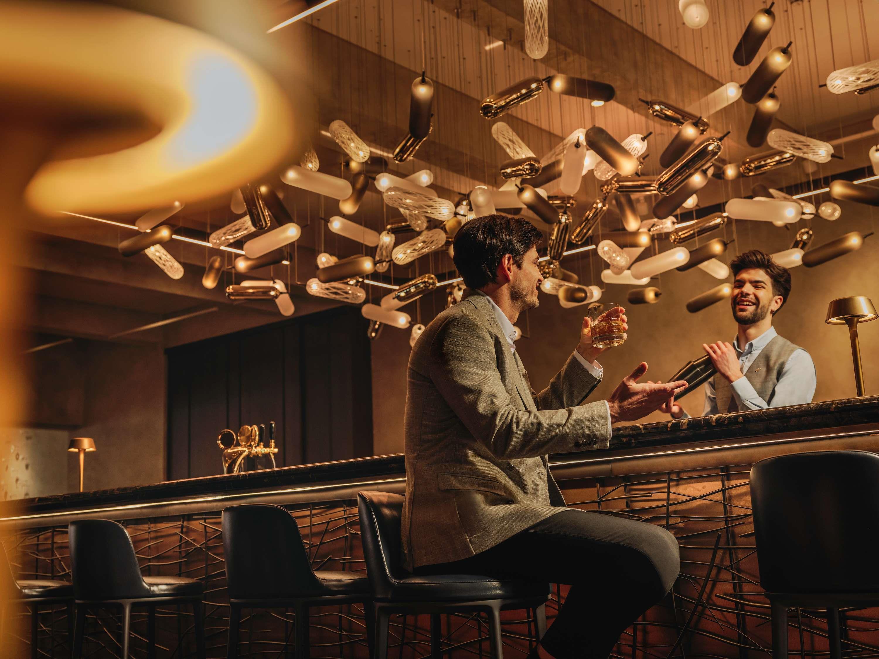 Bar/Salón Fairmont Golden Prague