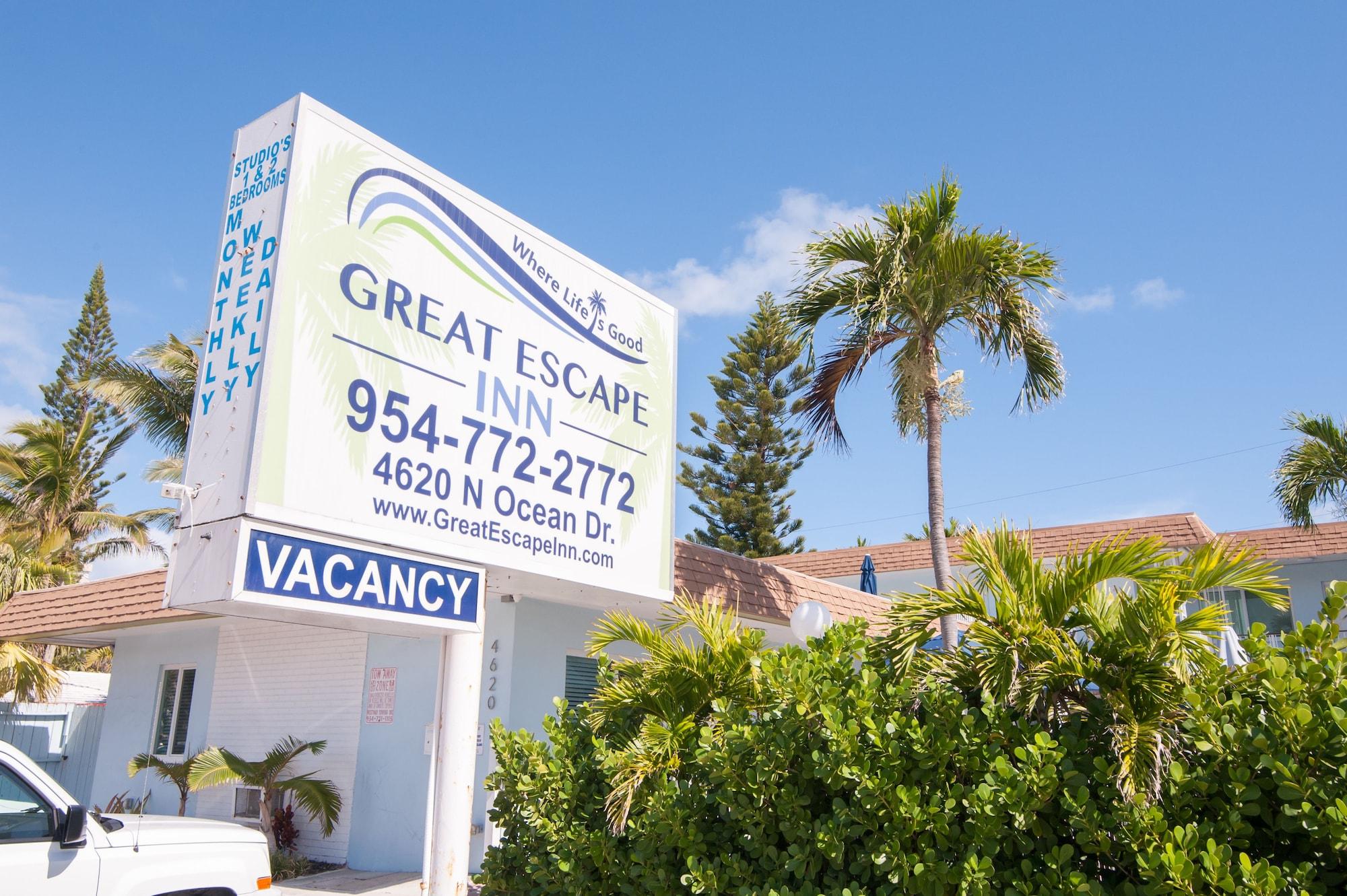 Vista Exterior Great Escape Apartments by Lowkl