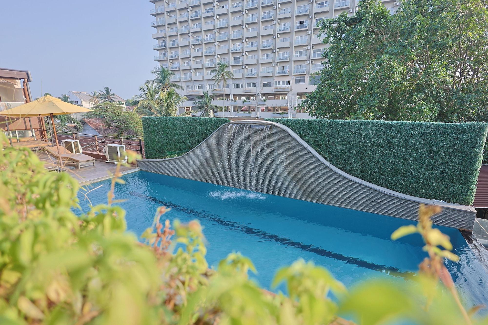 Vista Piscina Beach Corridor Residence