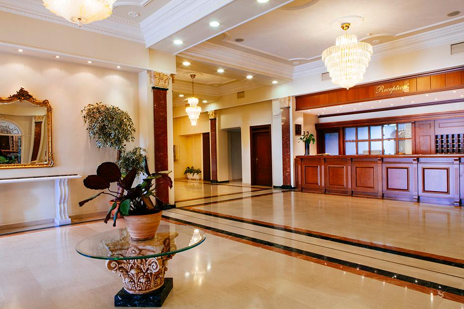 Vista Lobby Aiges Melathron