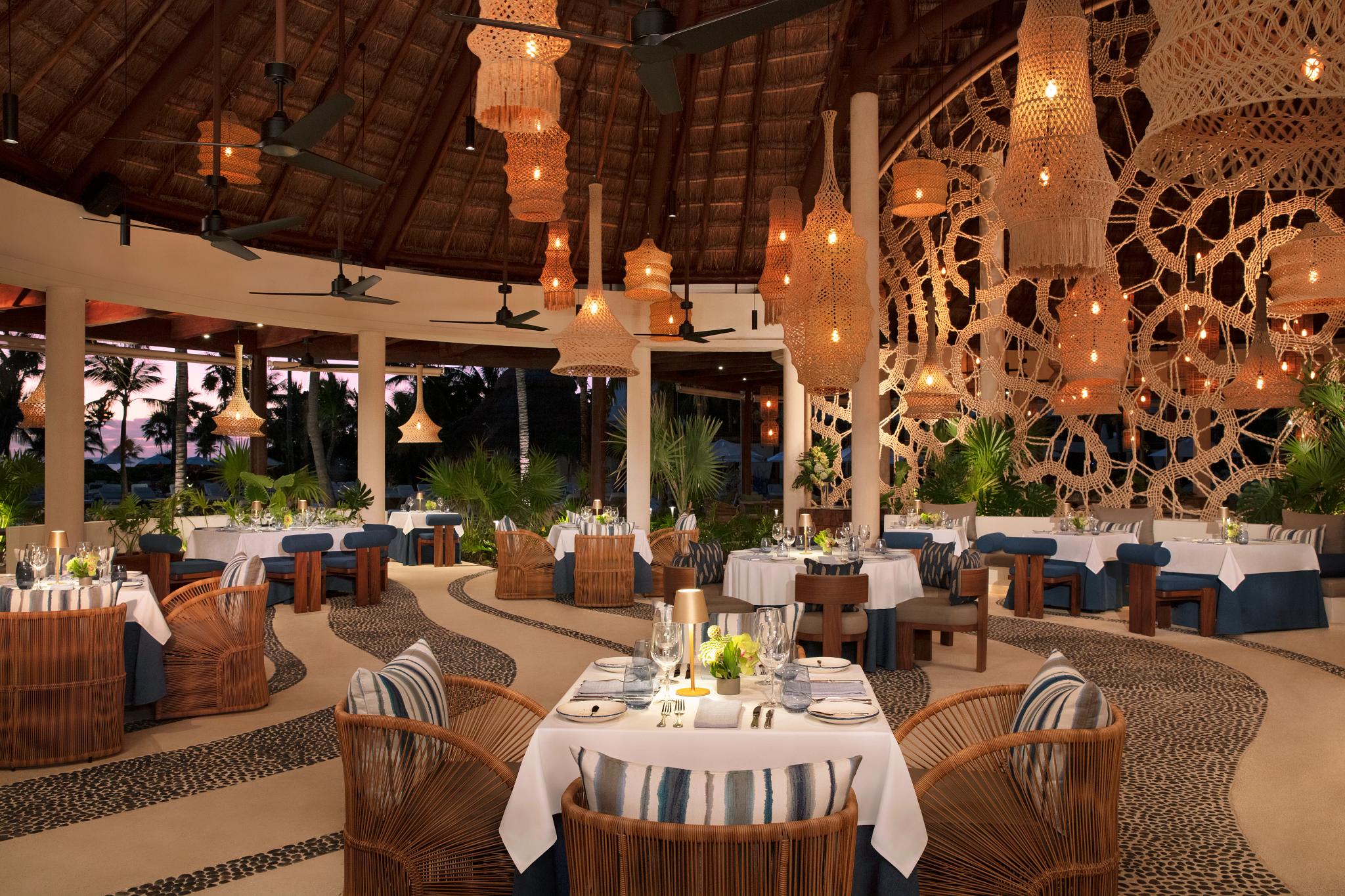 Restaurant Secrets Maroma Beach Riviera Cancún
