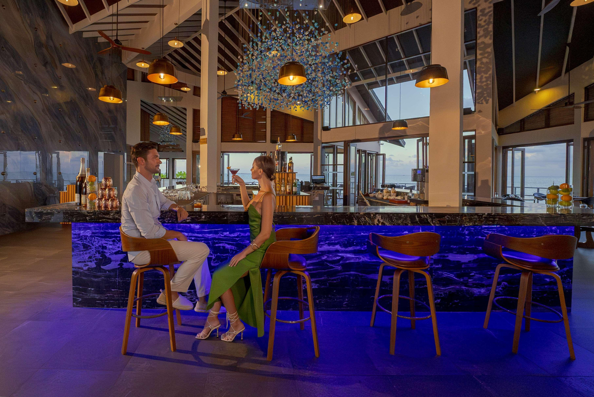 Bar/Salón Atmosphere Kanifushi Maldives