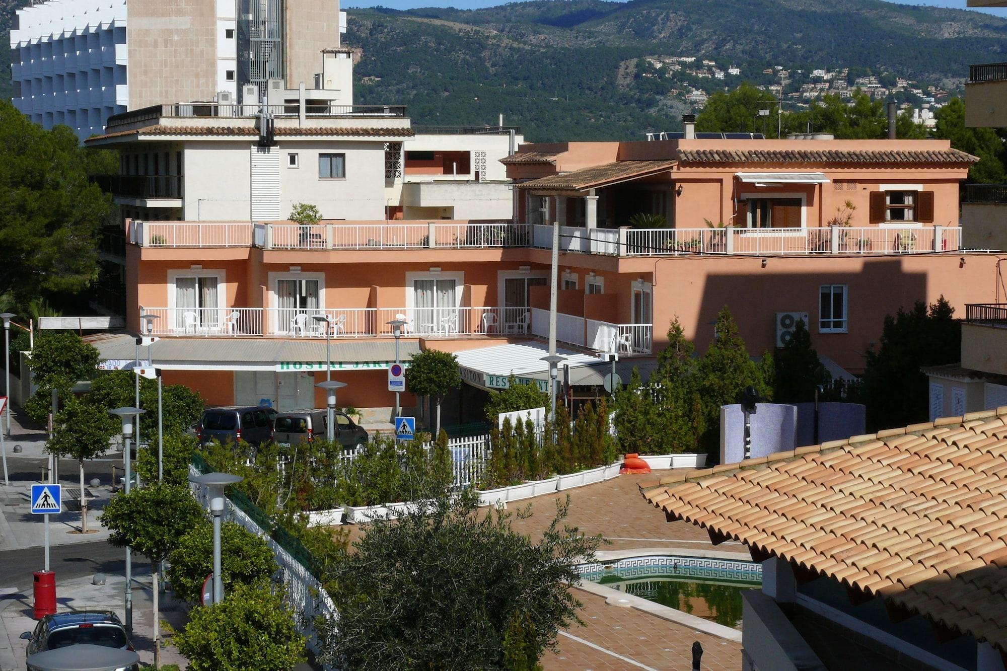 Vista Exterior Hostal Jakiton