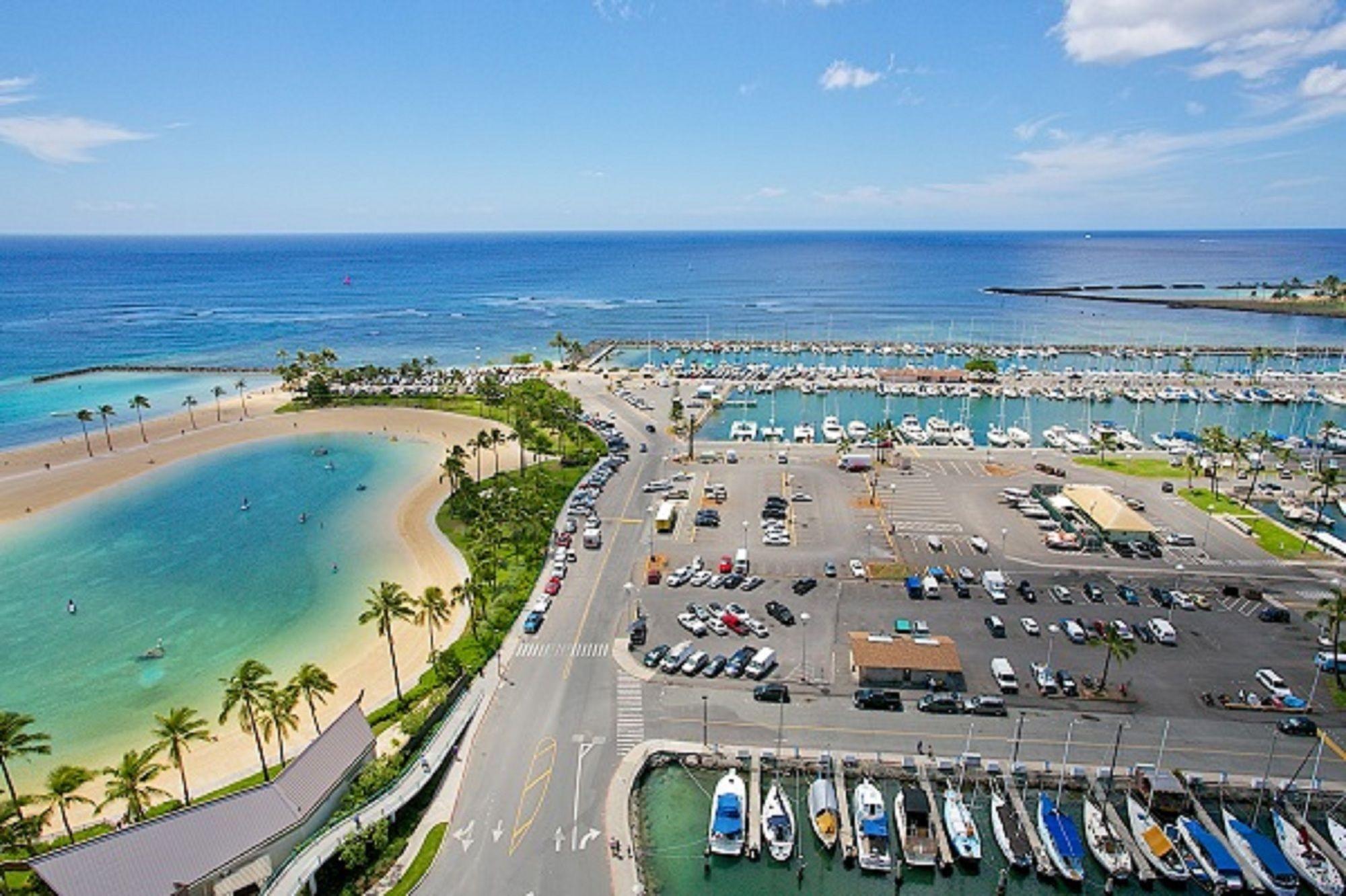 Playa Marina Hawaii Vacations at the Ilikai