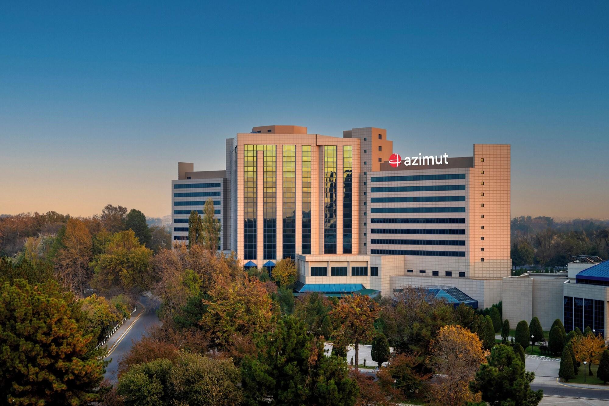 Vista Exterior AZIMUT Grand Hotel Tashkent