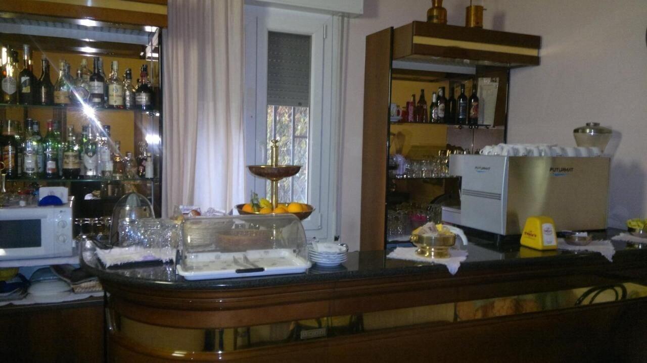 Bar/Salón Hotel Centrale