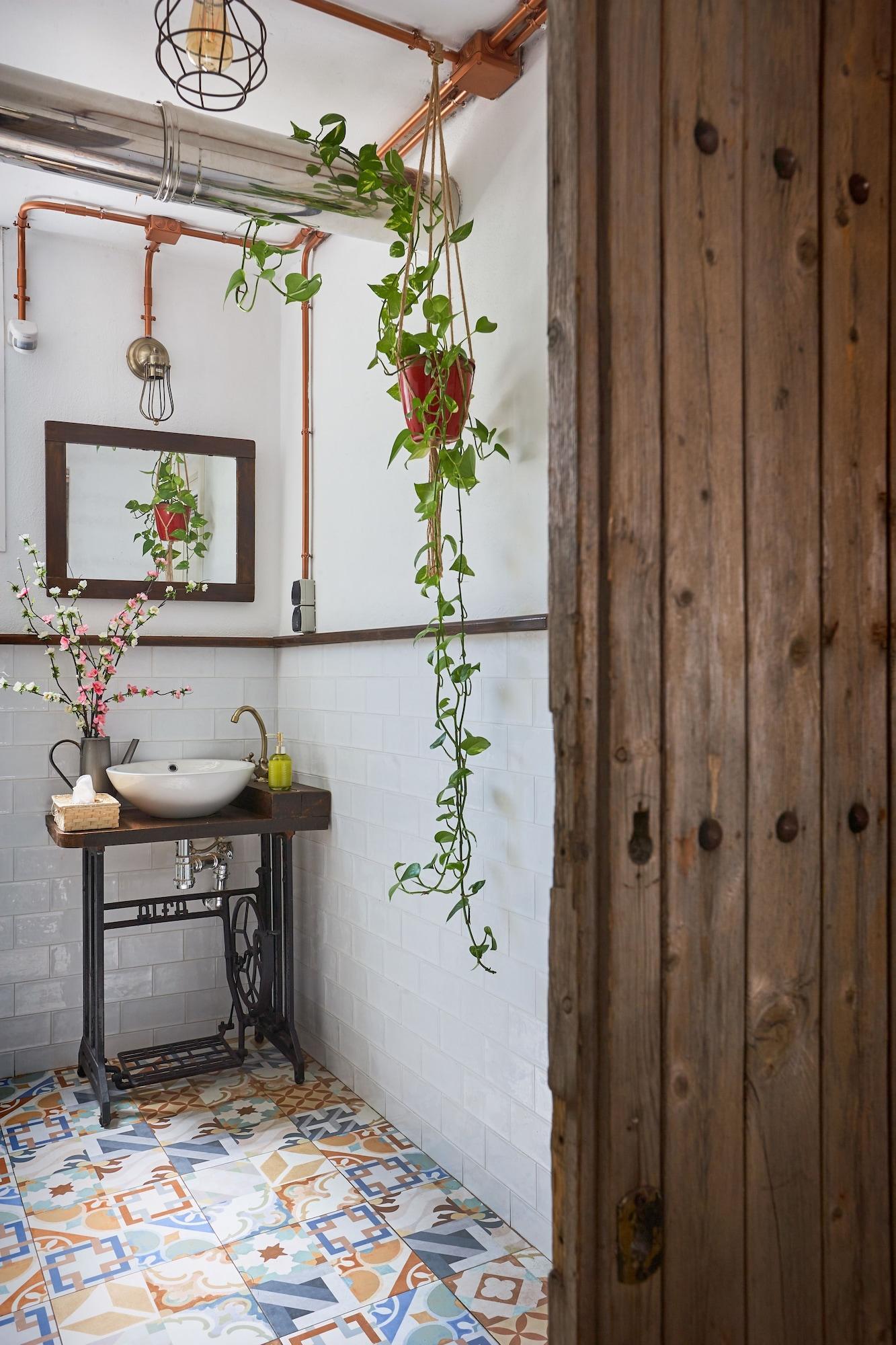 Bar/Salón Rooms VITA & BAR