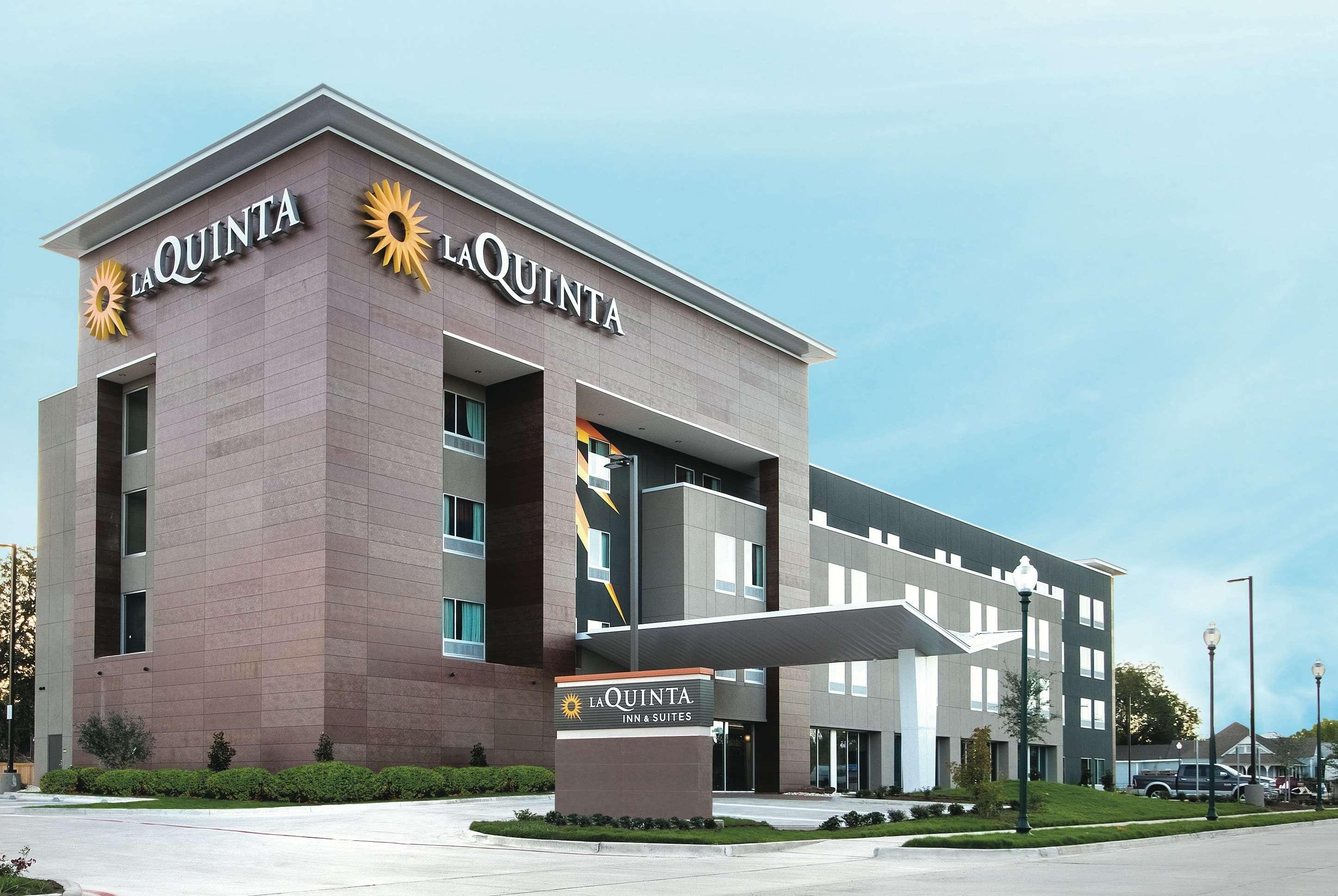 Vista Exterior La Quinta Inn & Suites by Wyndham Waco Downtown - Baylor