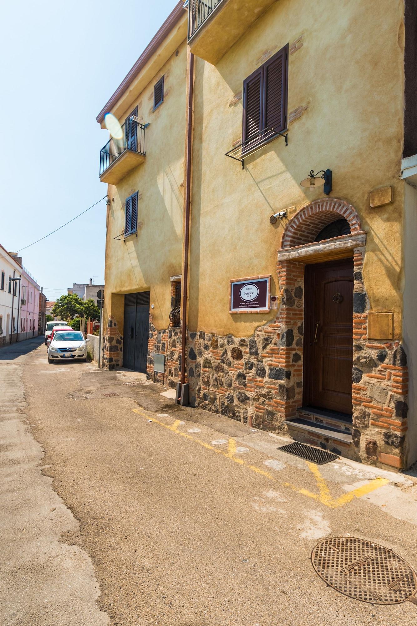 Vista Exterior Faunele