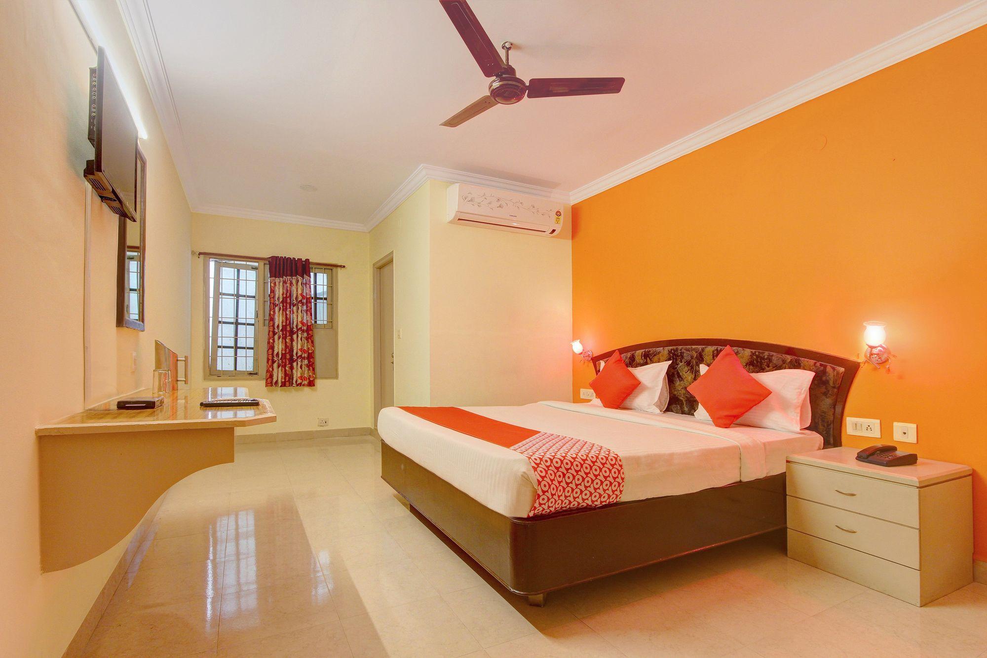 Habitación OYO 10596 Hotel Indu