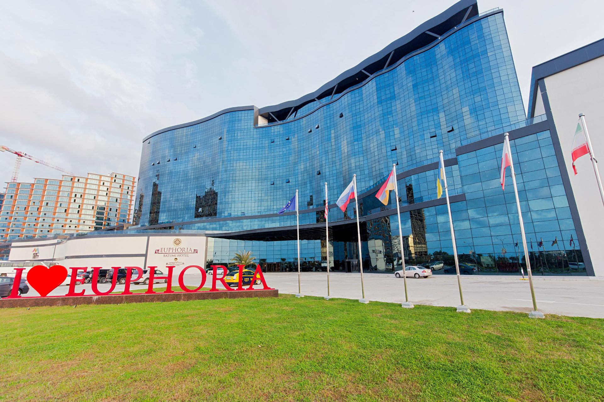 Vista Exterior Euphoria Batumi Convention & Casino Hotel