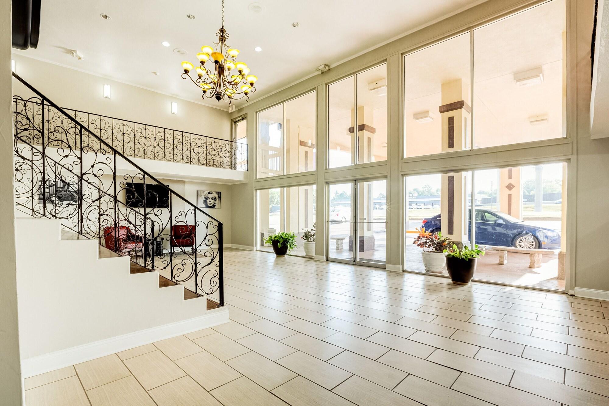 Vista Lobby OYO Hotel Tyler Northwest Mineola Hwy