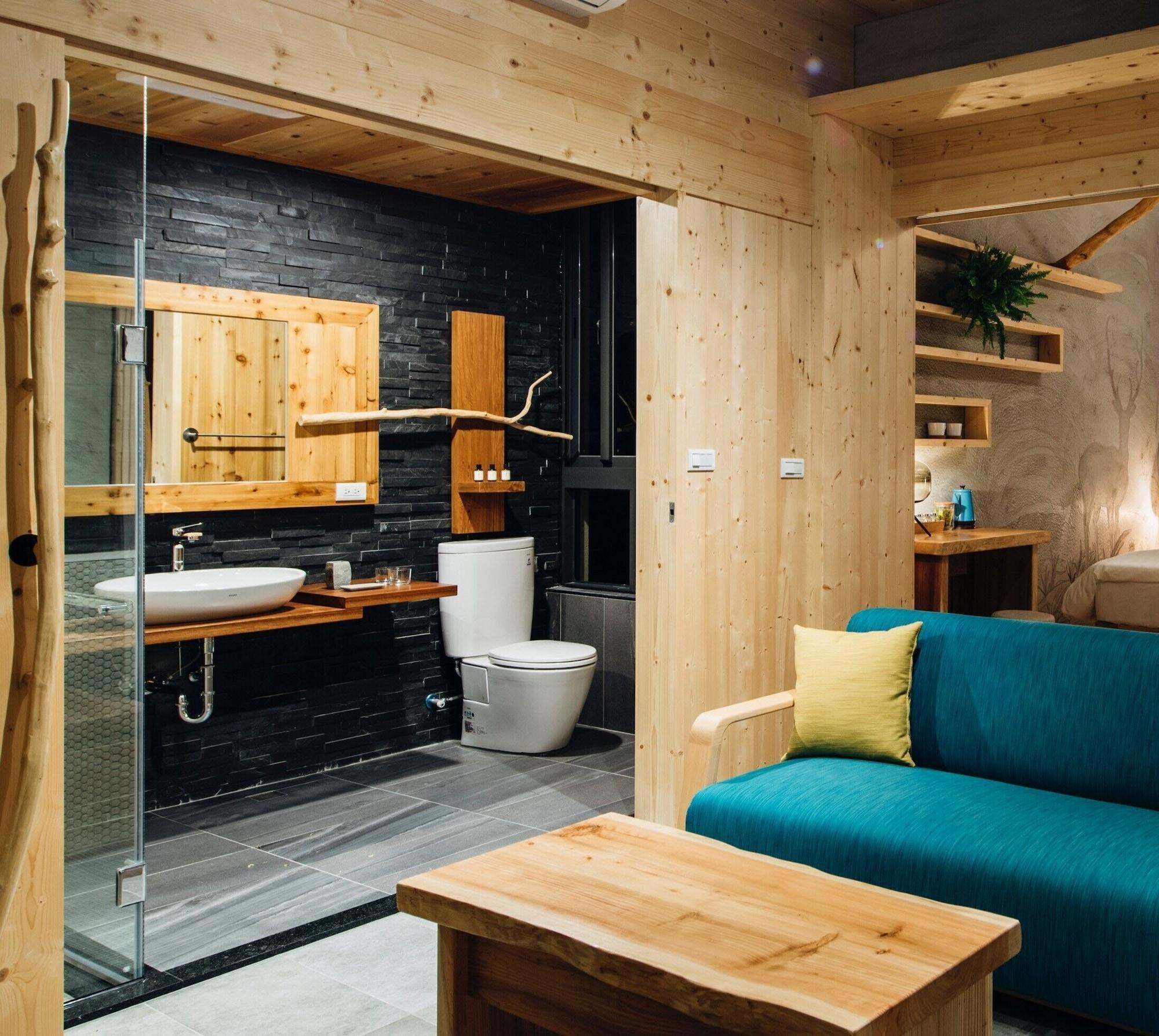 Vista Exterior Sun Moon Lake Residence 8