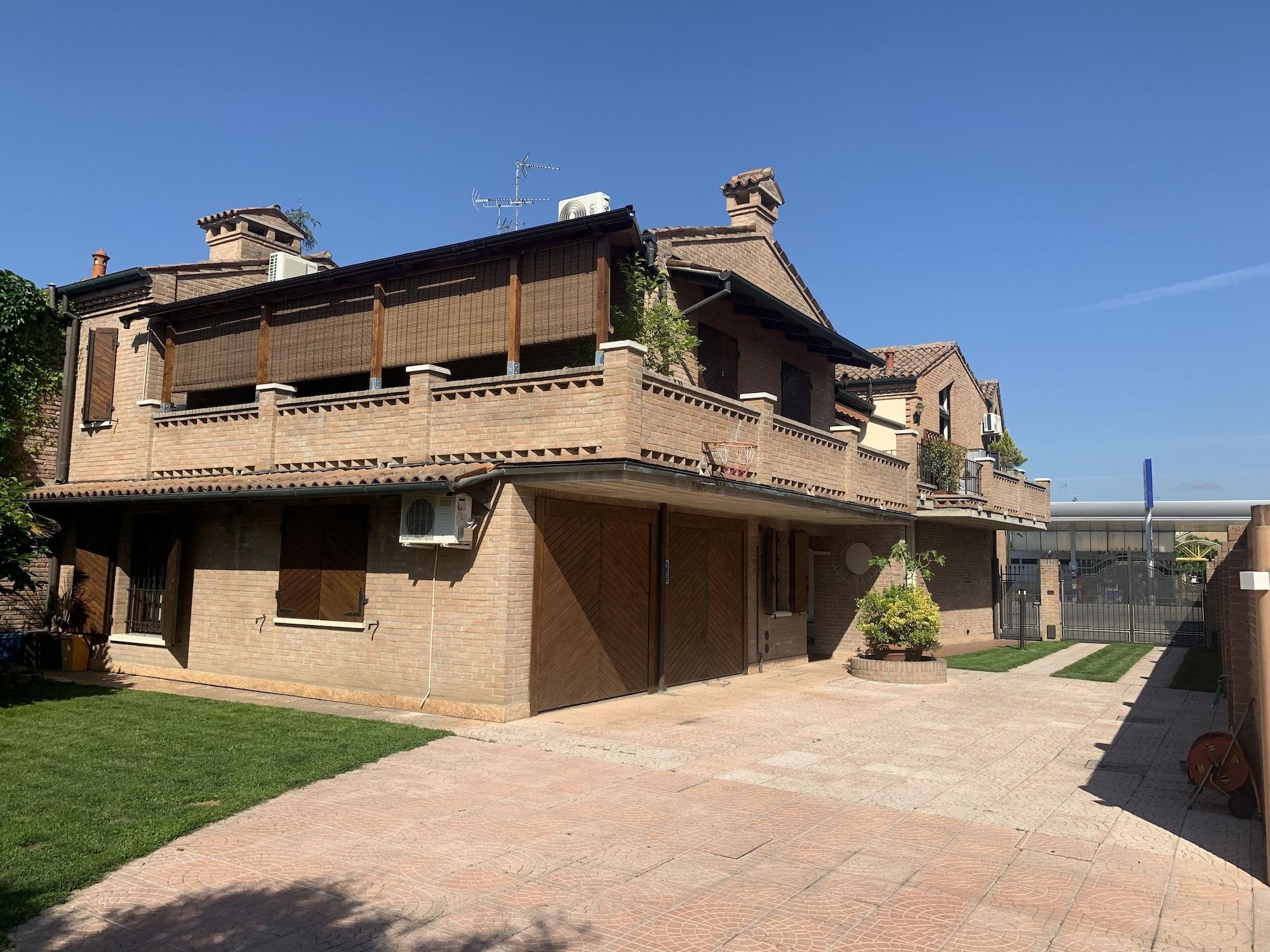 Vista Exterior Villa Roberta