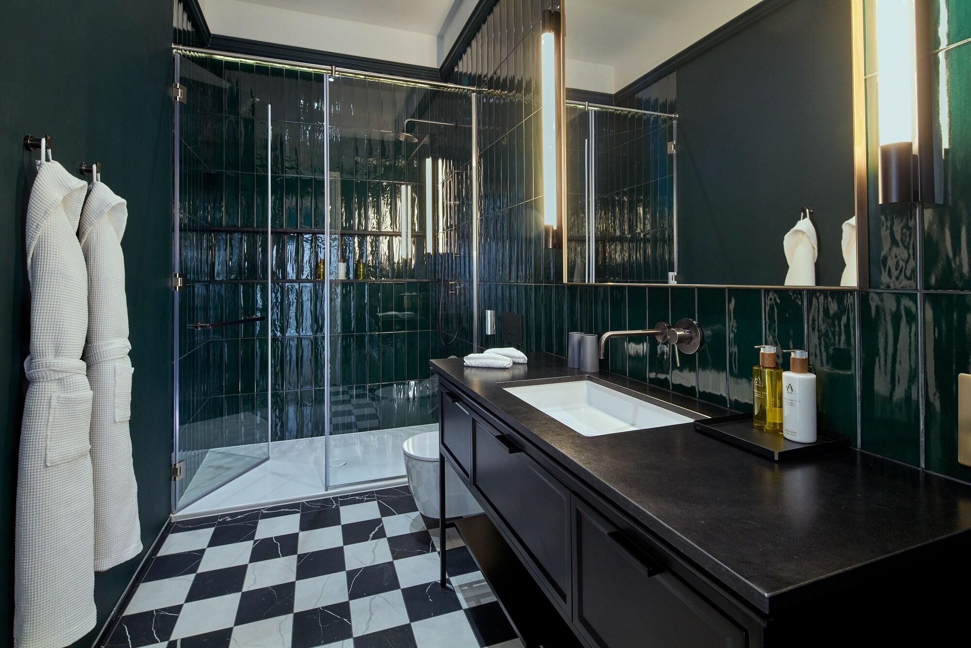 Equipamiento de Habitación Lexham Gardens by Cheval Maison