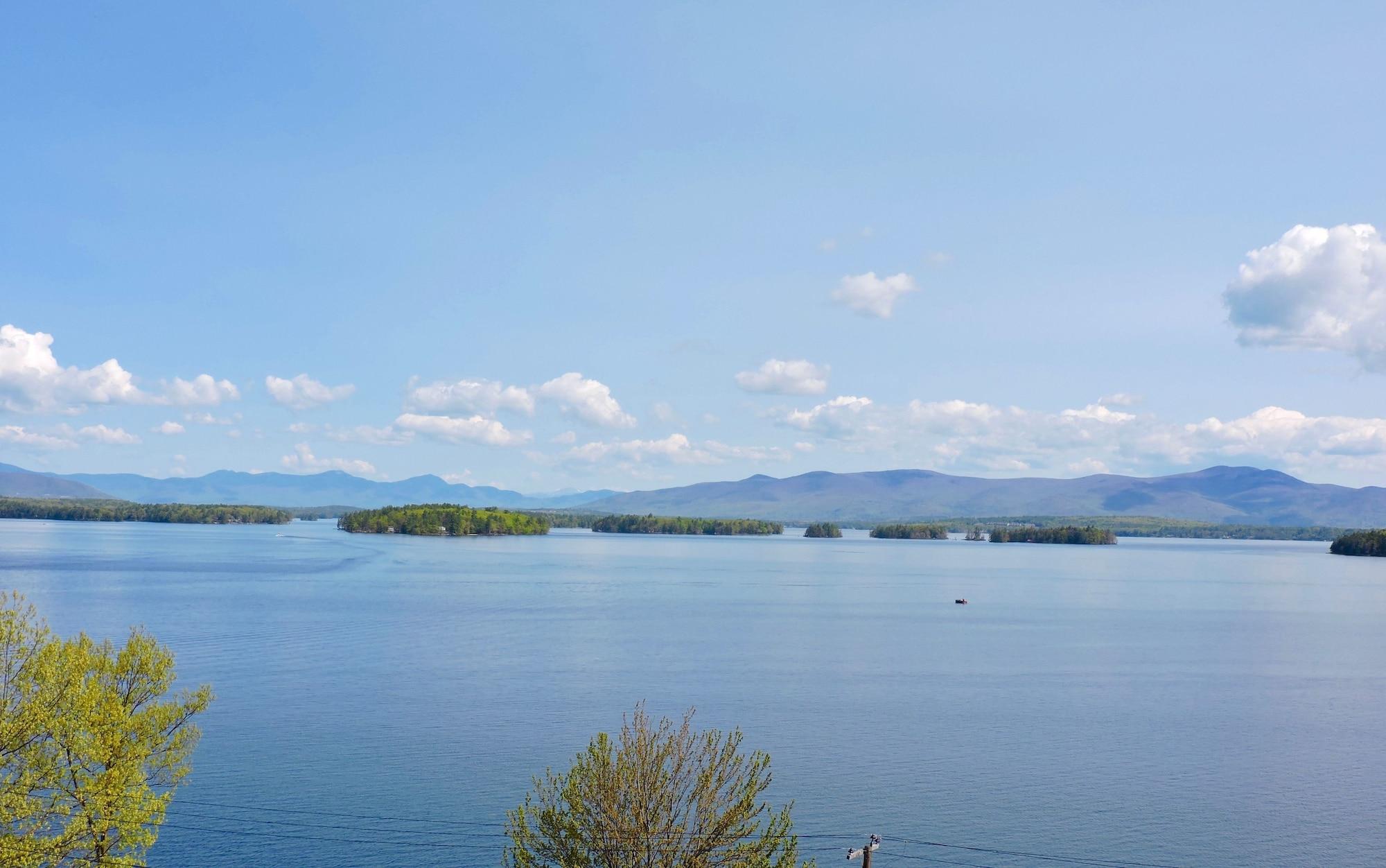 Vista Exterior Belknap Point Inn