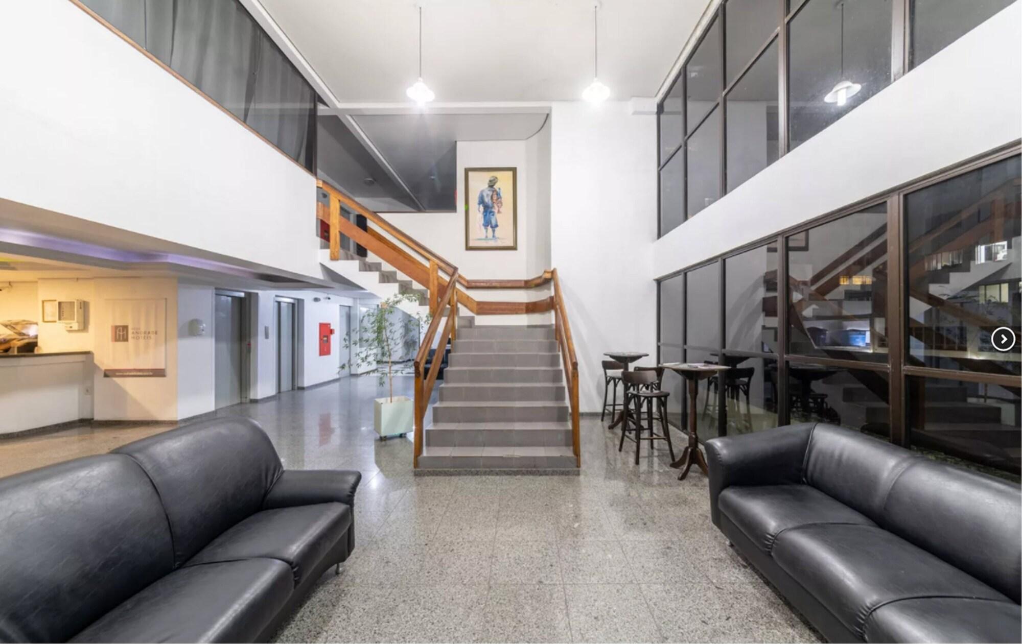Vista Lobby Rede Andrade Lumar