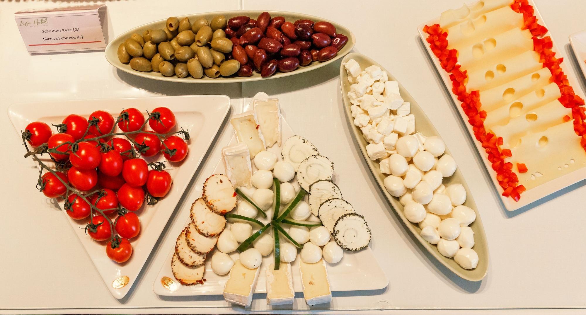 Restaurant Life Hotel