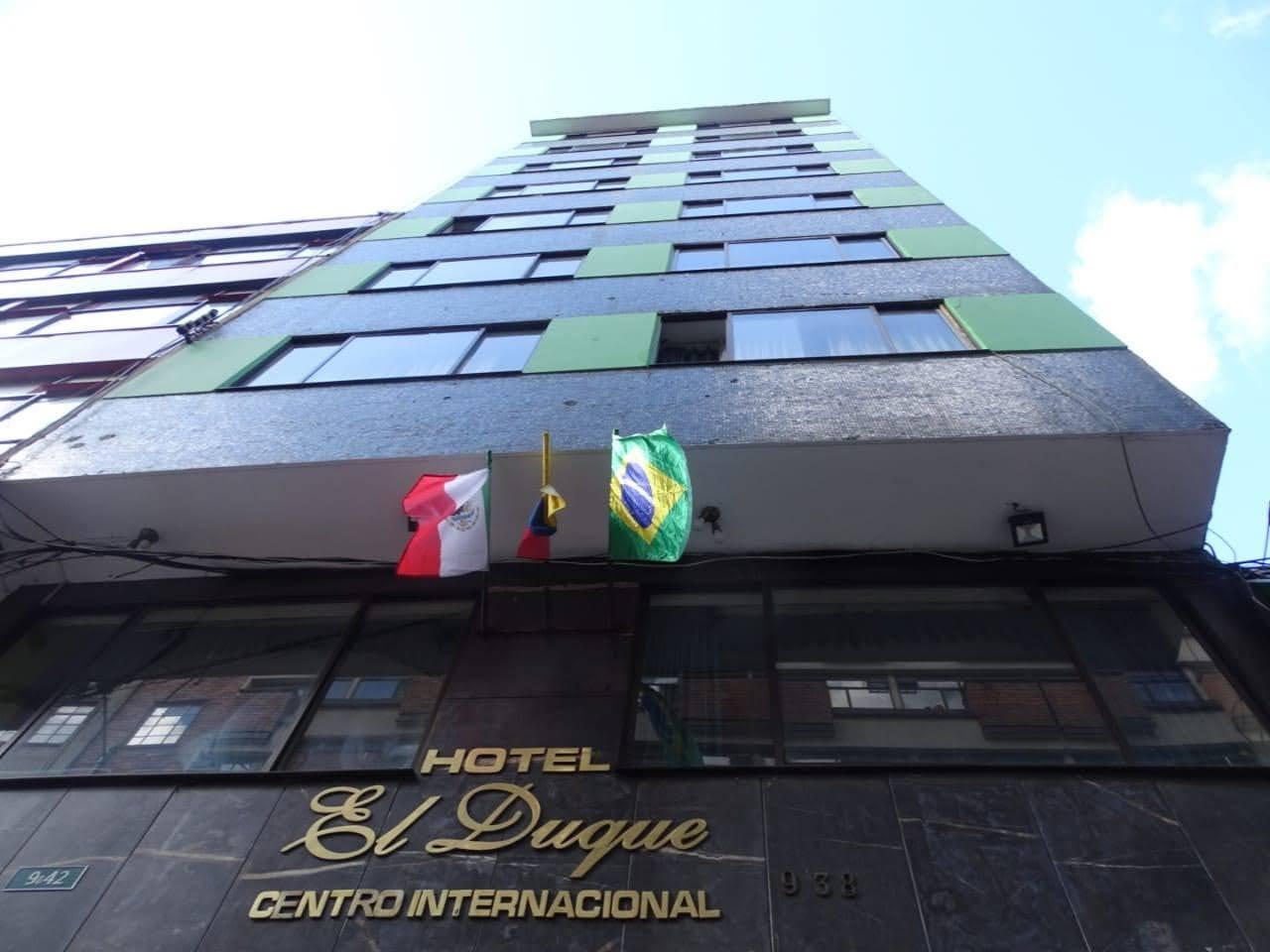 Vista Exterior Duque Hotel