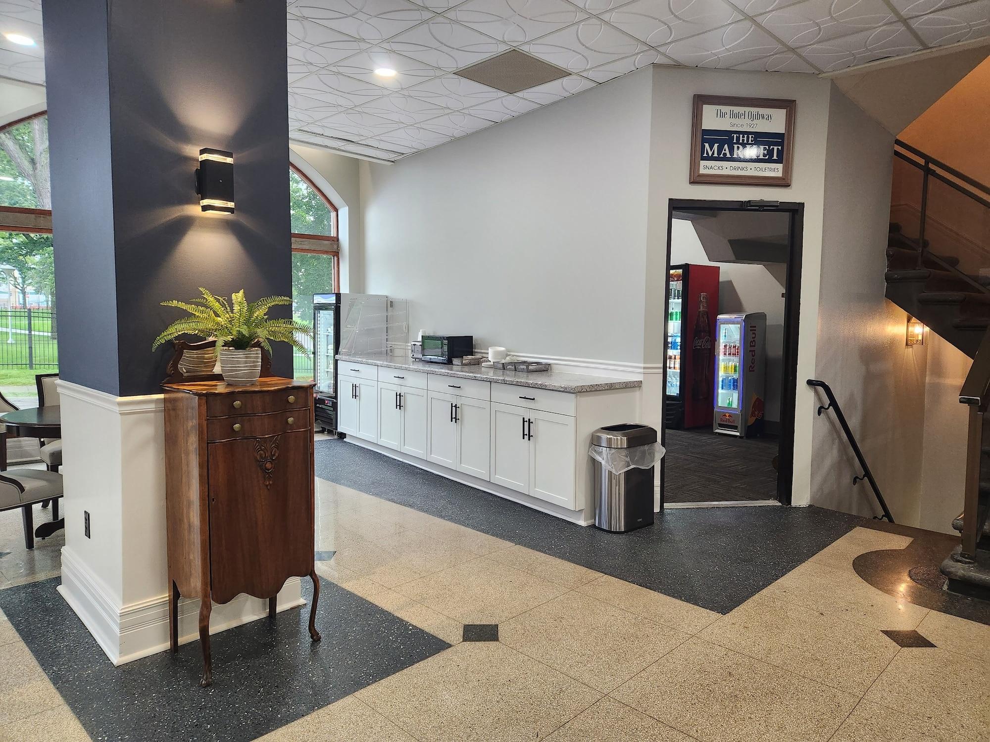 Restaurant The Hotel Ojibway, Trademark Collection by Wyndham