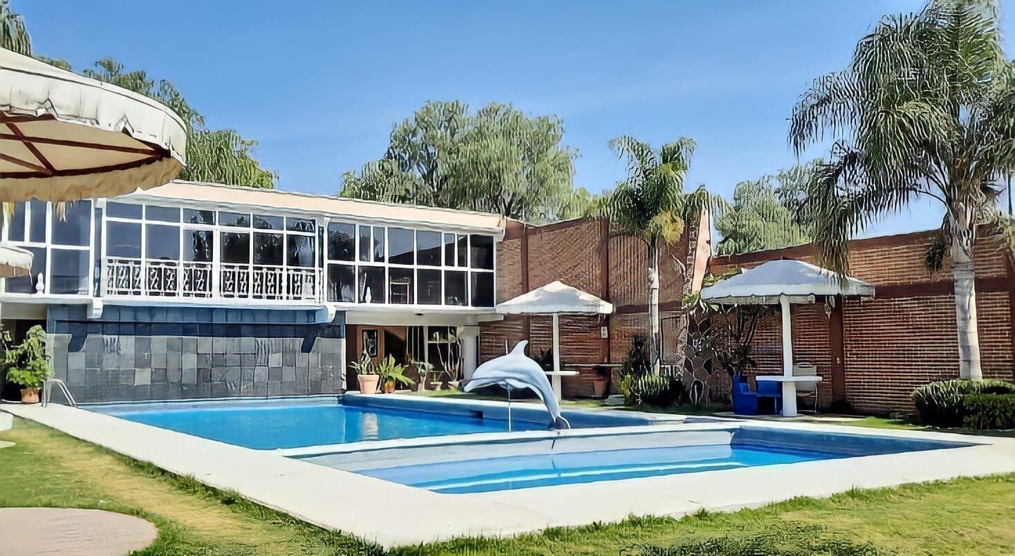 Varios Hotel Tonall Inn