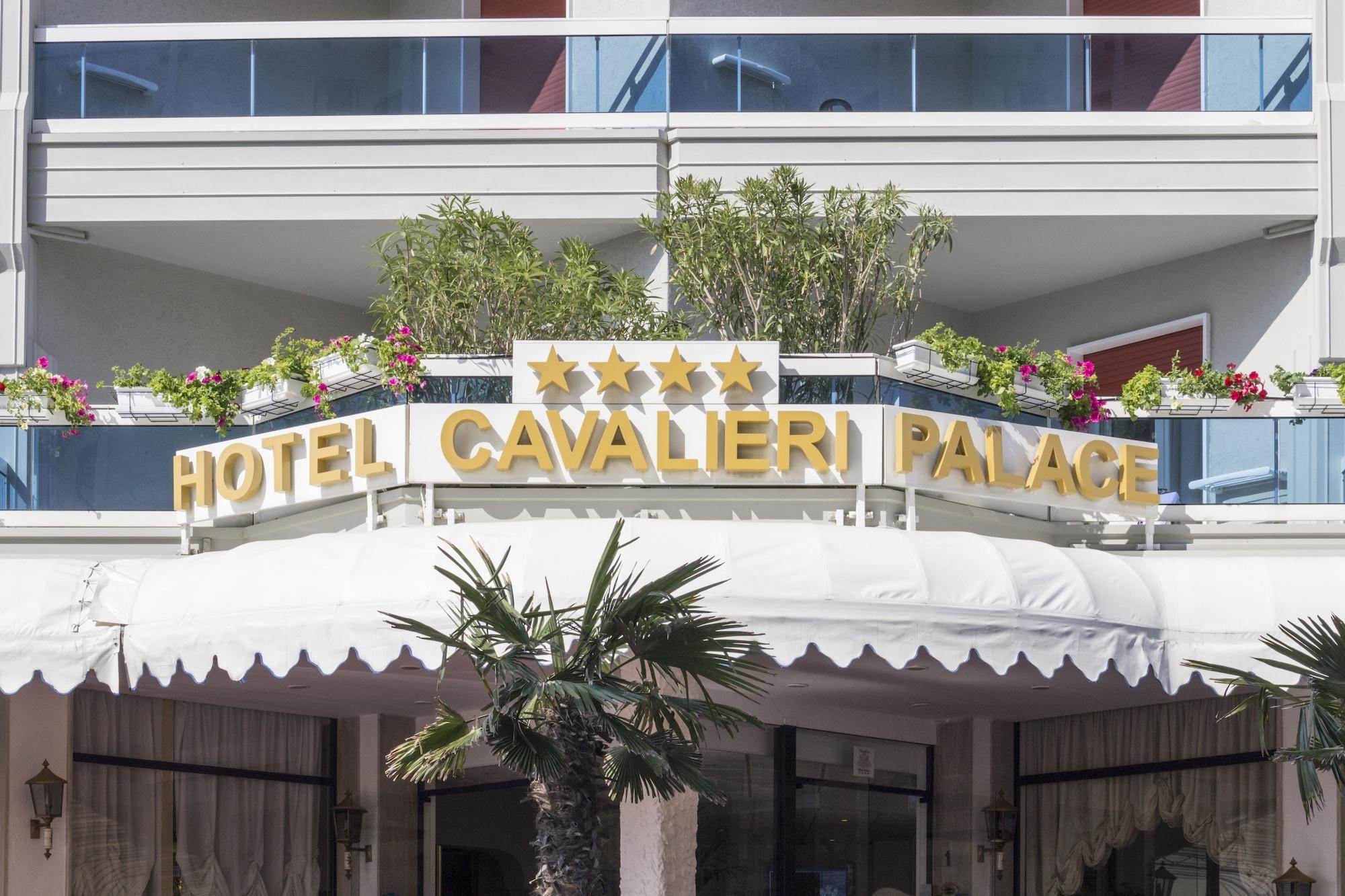 Vista Exterior Hotel Cavalieri Palace