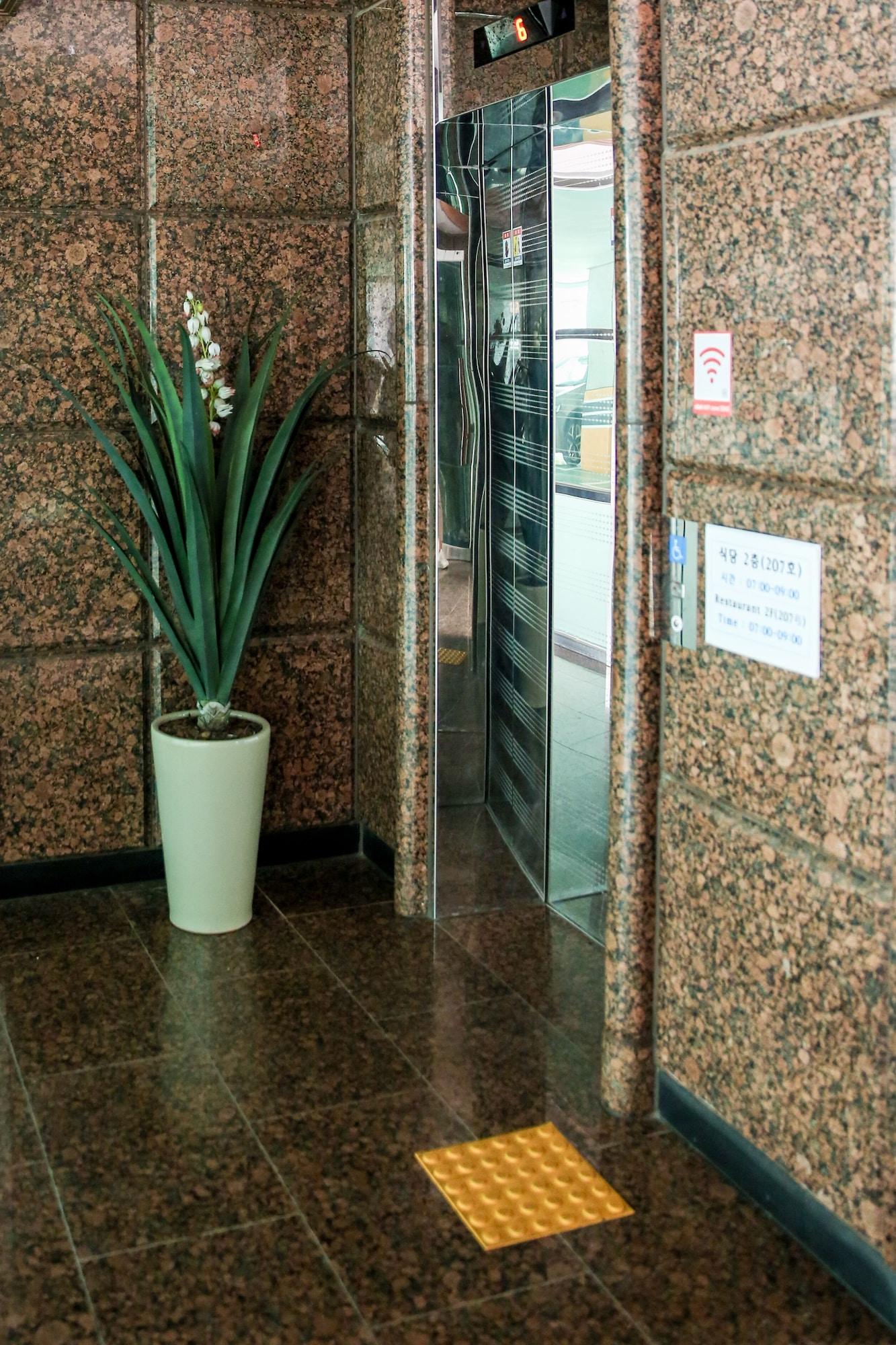 Restaurant Hill Stay Hotel Residence