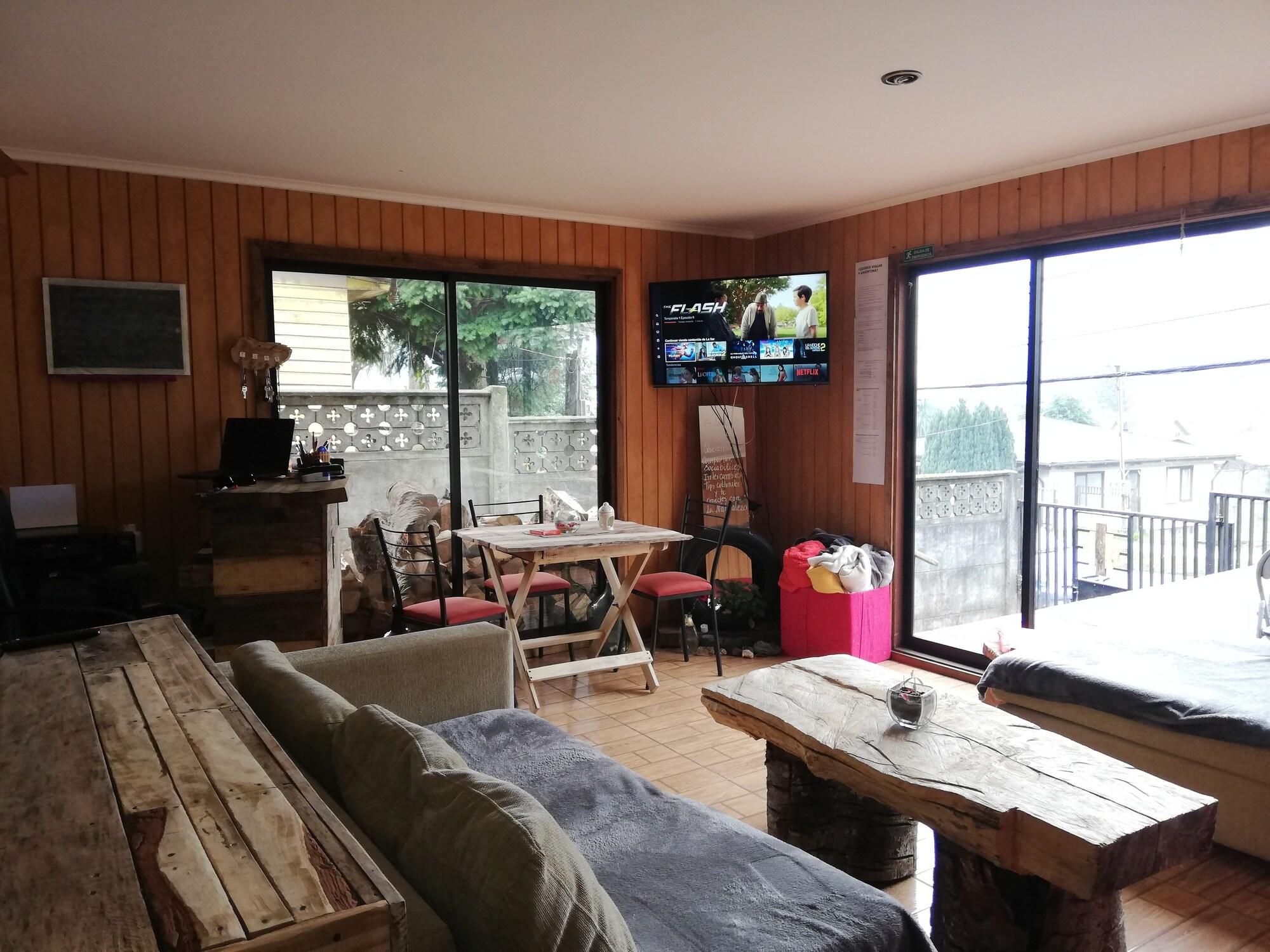 Vista Lobby La Llar Hostel