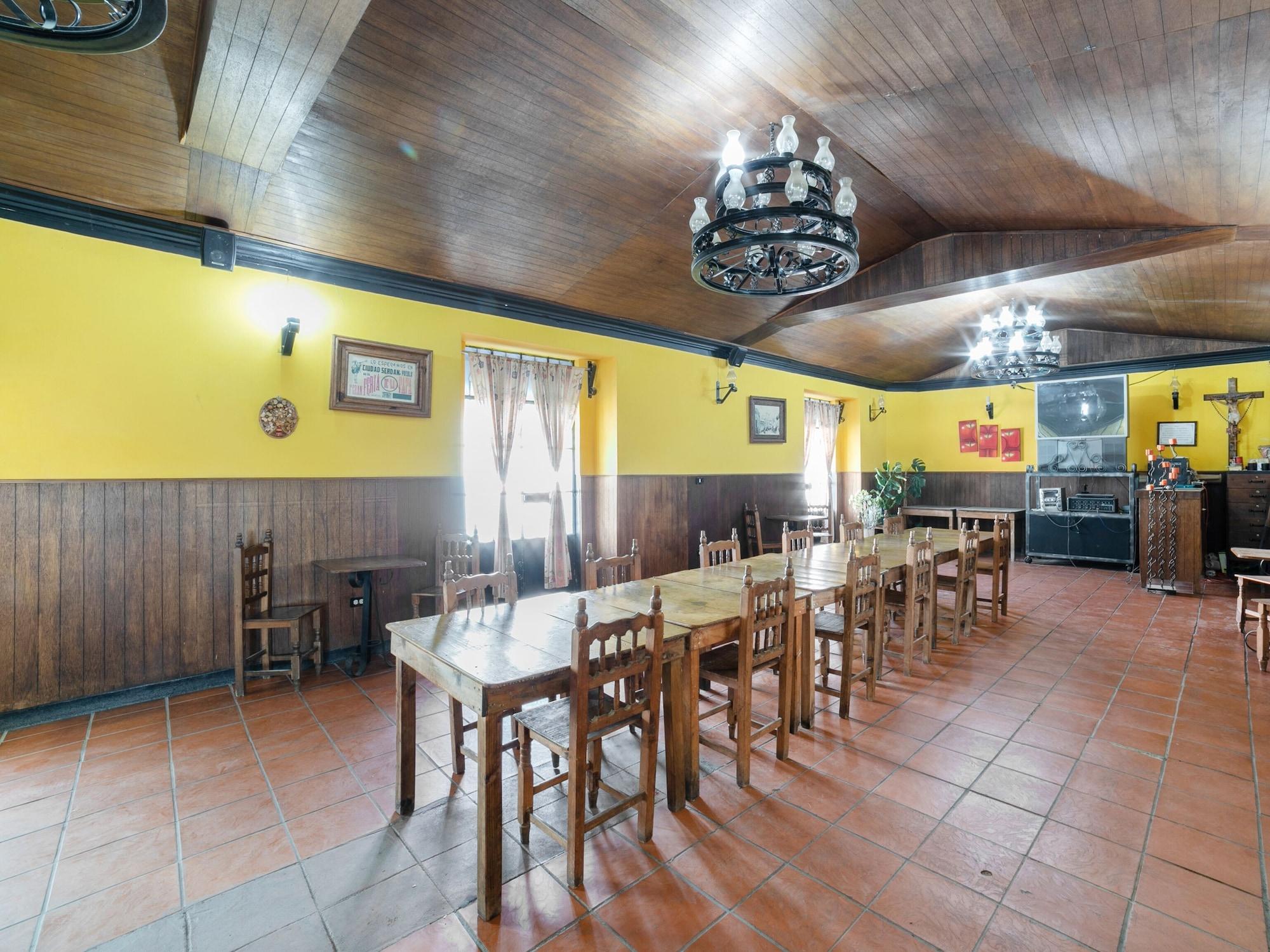 Sala de Reuniones OYO Casa Vieja,Ciudad Serdán,Museo La Magnolia