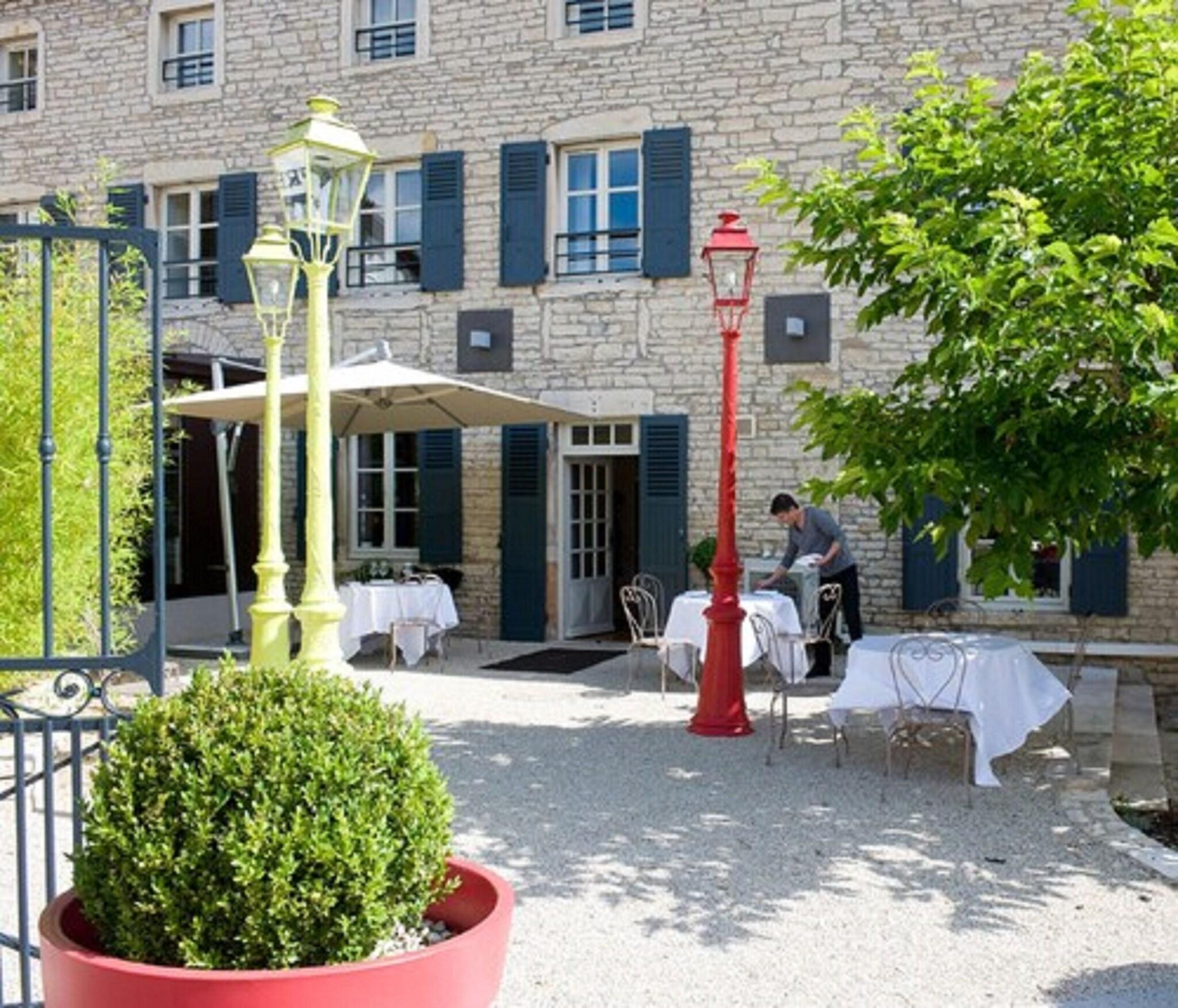 Vista Exterior Carrion Cuisine Hôtel & Spa
