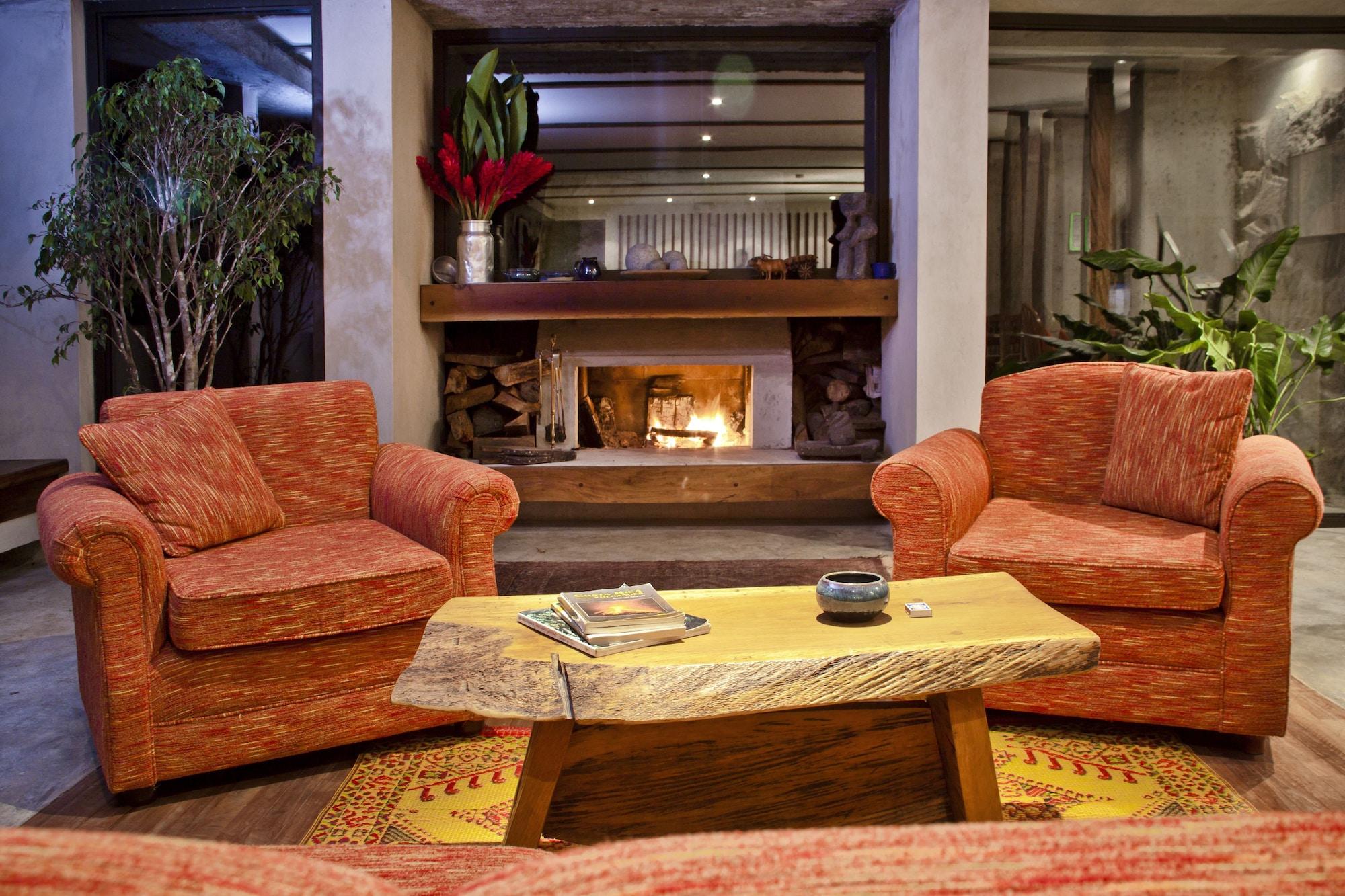 Vista Lobby Poas Volcano Lodge