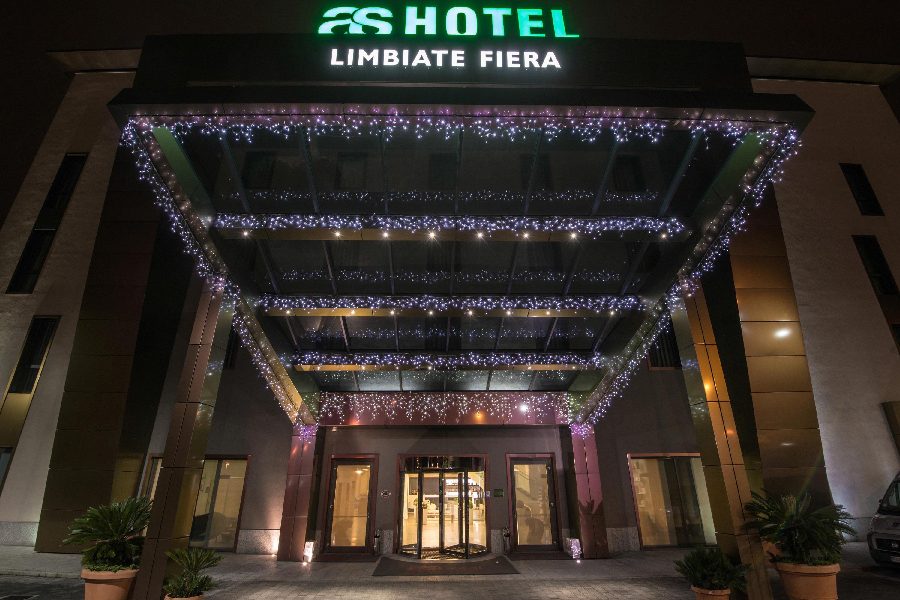 Vista Exterior AS Hotel Limbiate Fiera