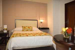 Alojamiento - Hotel Italia Cuenca - Tranvía Centro y Aeropuerto