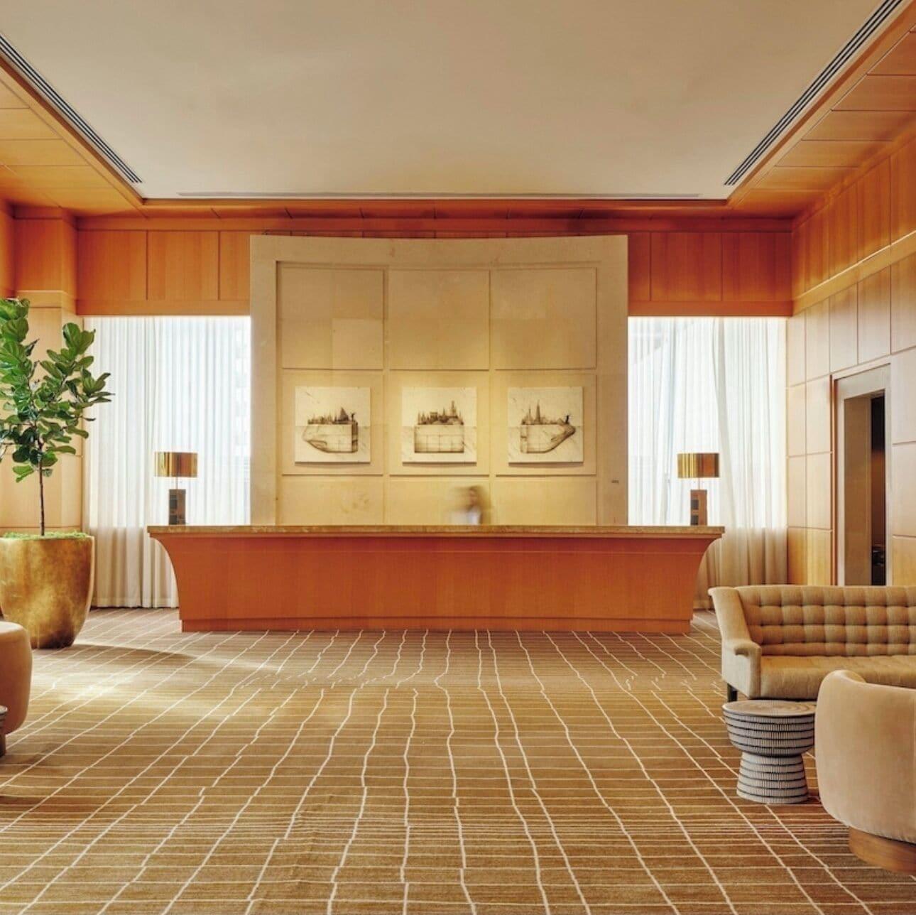 Vista Lobby Four Seasons 1br Suite