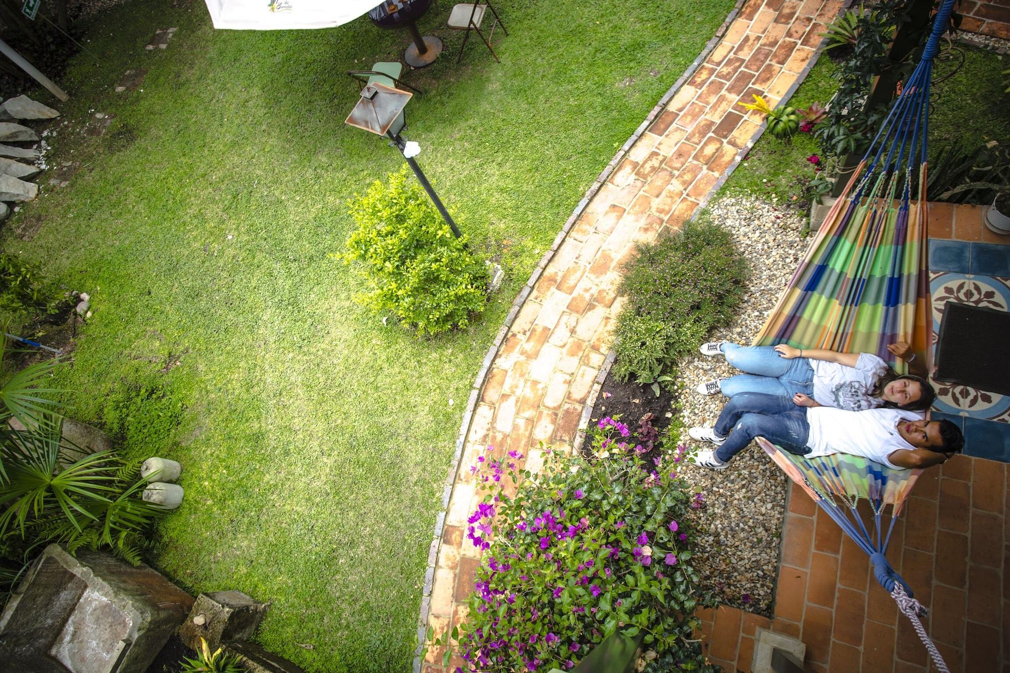 Vista Exterior Posada Las Bromelias
