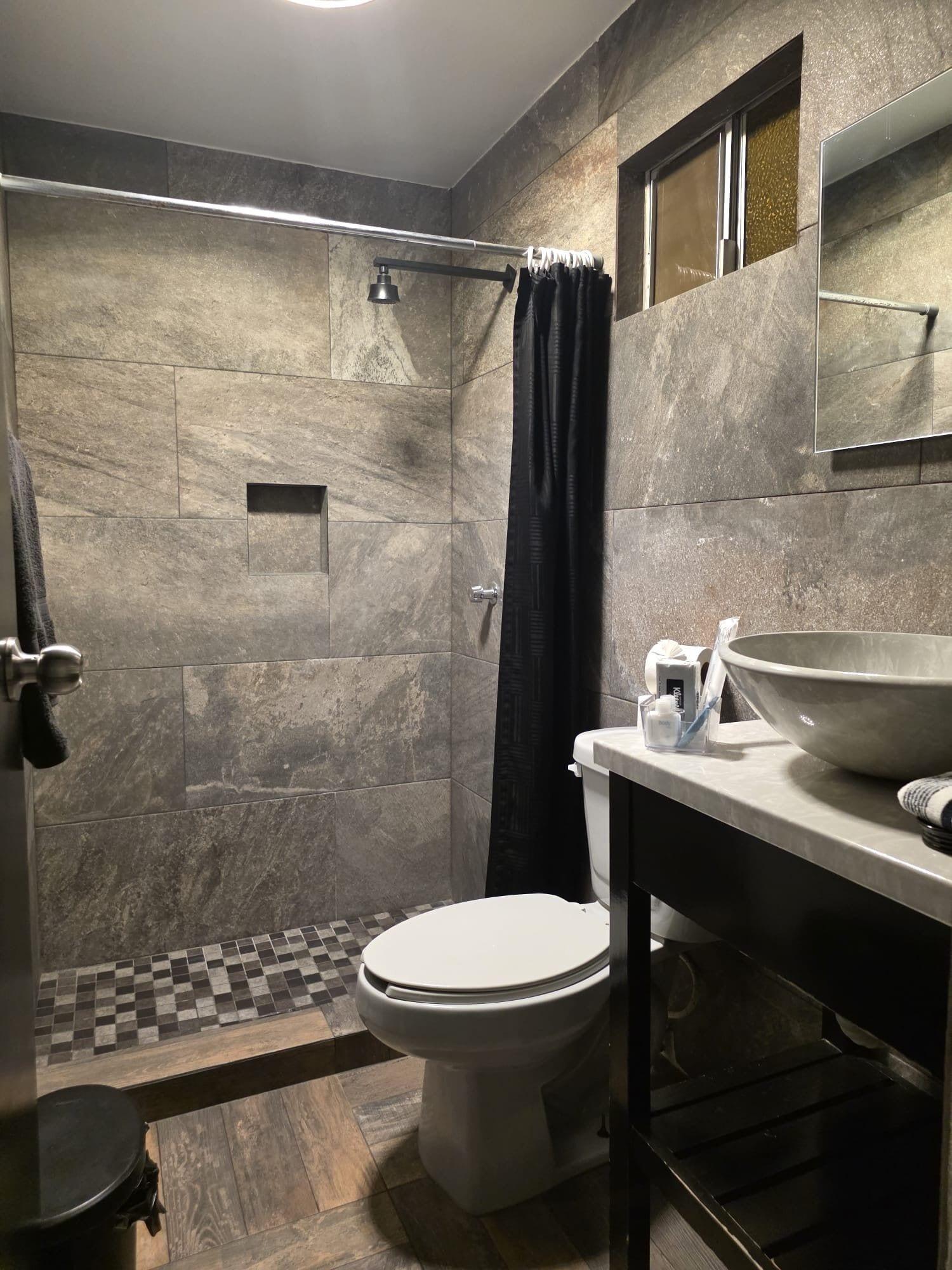 Equipamiento de Habitación Hotel y Suites Panda