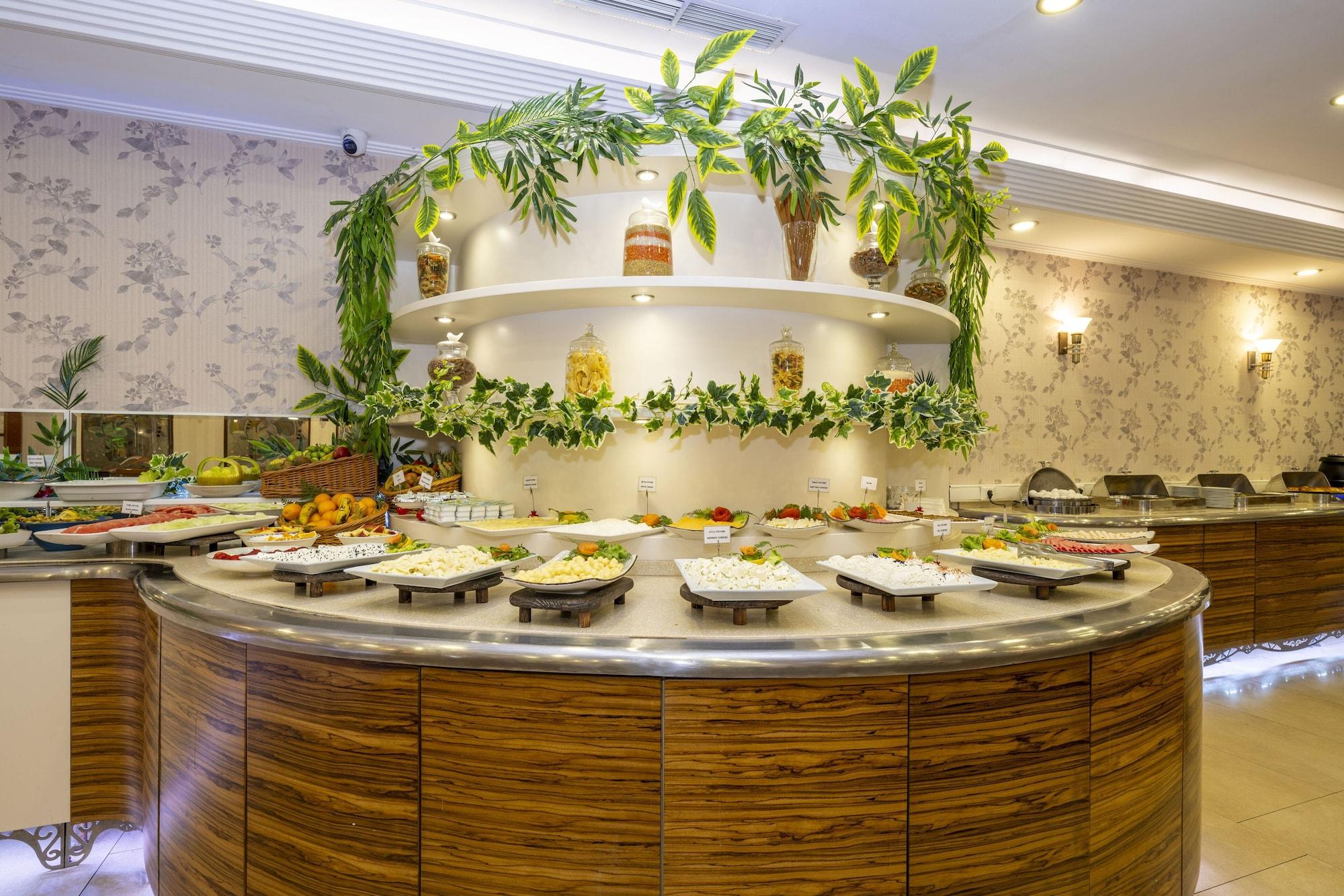 Restaurant Grand Anka Hotel