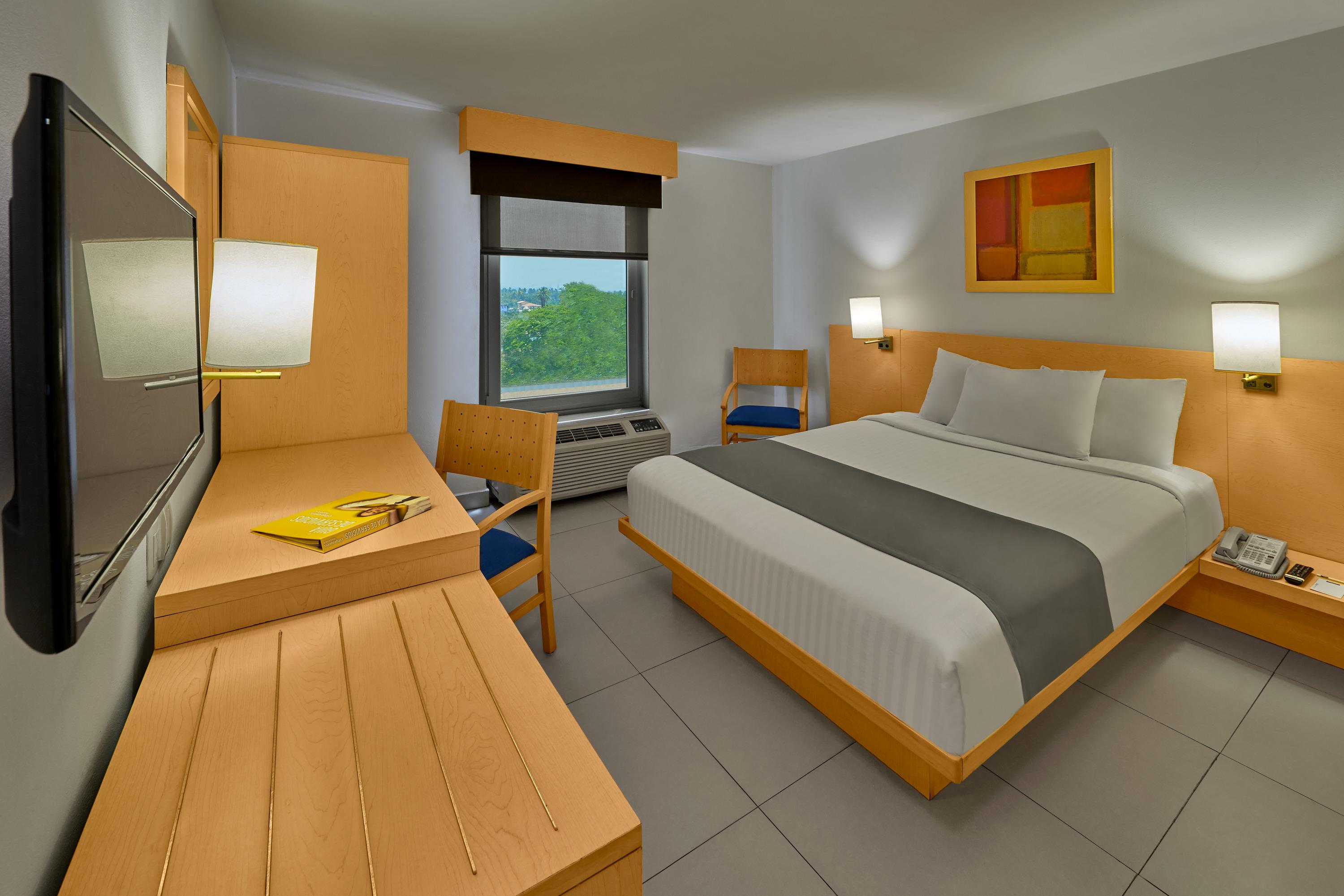 Habitación City Express Lazaro Cardenas