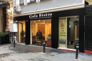 Alojamiento - Gafa Garden Hostel & Apartments