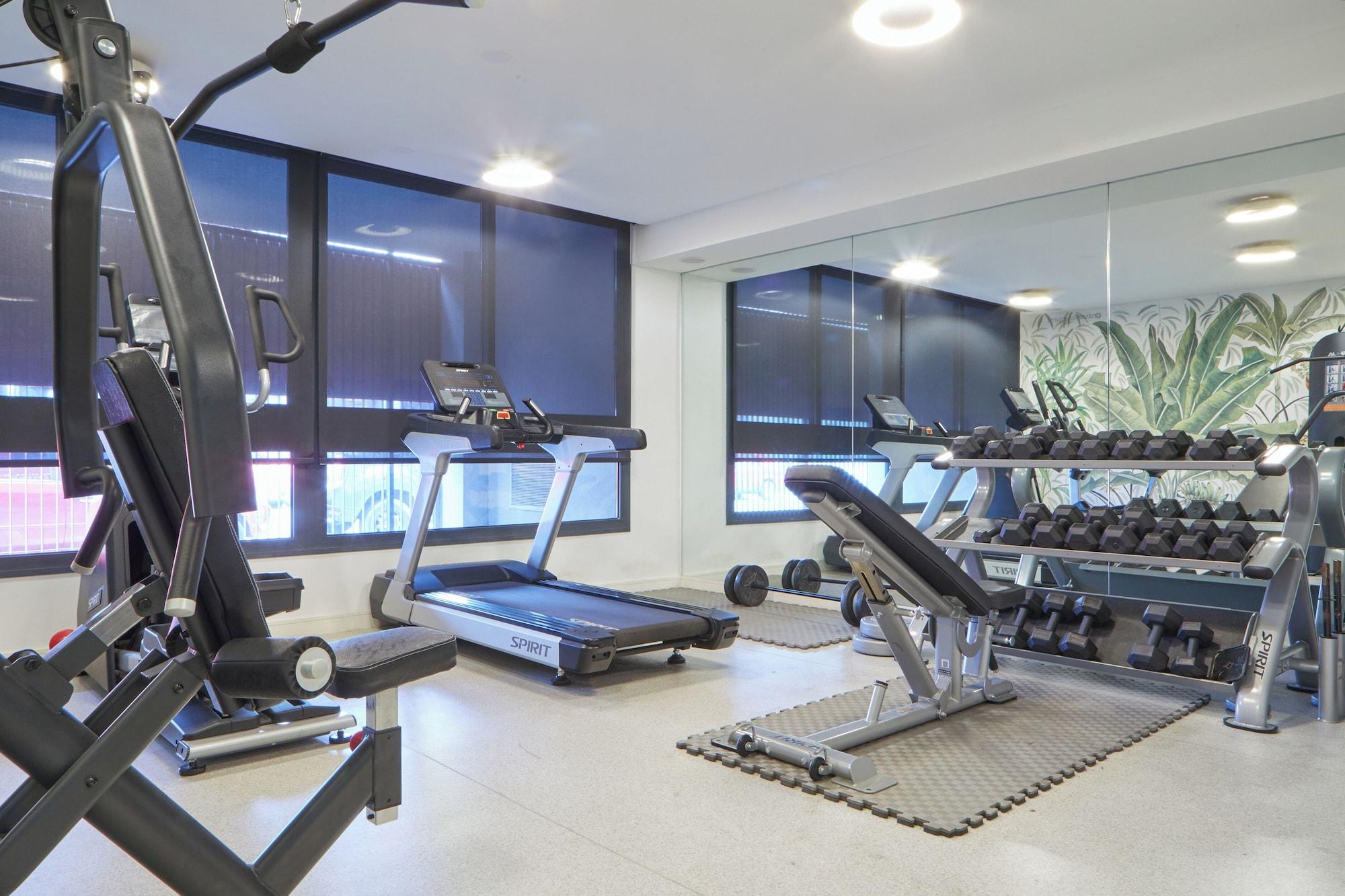 Gimnasio Nido x Palacio Cabrera